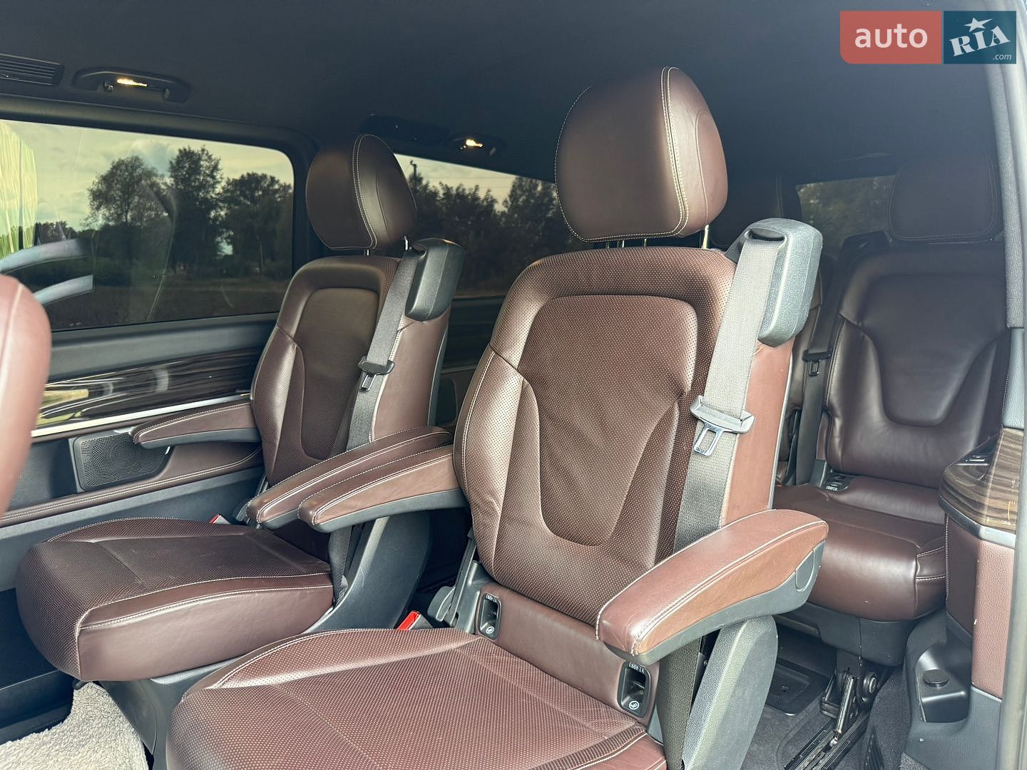 Mercedes-Benz V-Class 2017 VIN WDF44781513266295 фото оголошення 18 з 46