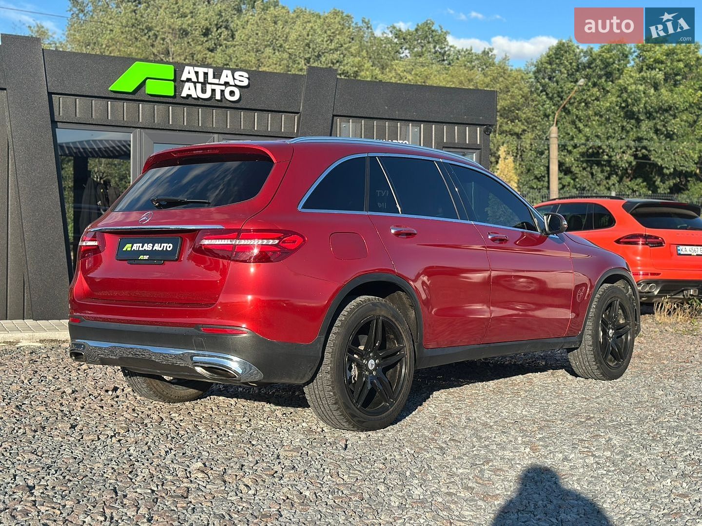 Mercedes-Benz GLC-Class 2018 VIN WDC0G4KB5JV108954 фото оголошення 4 з 26