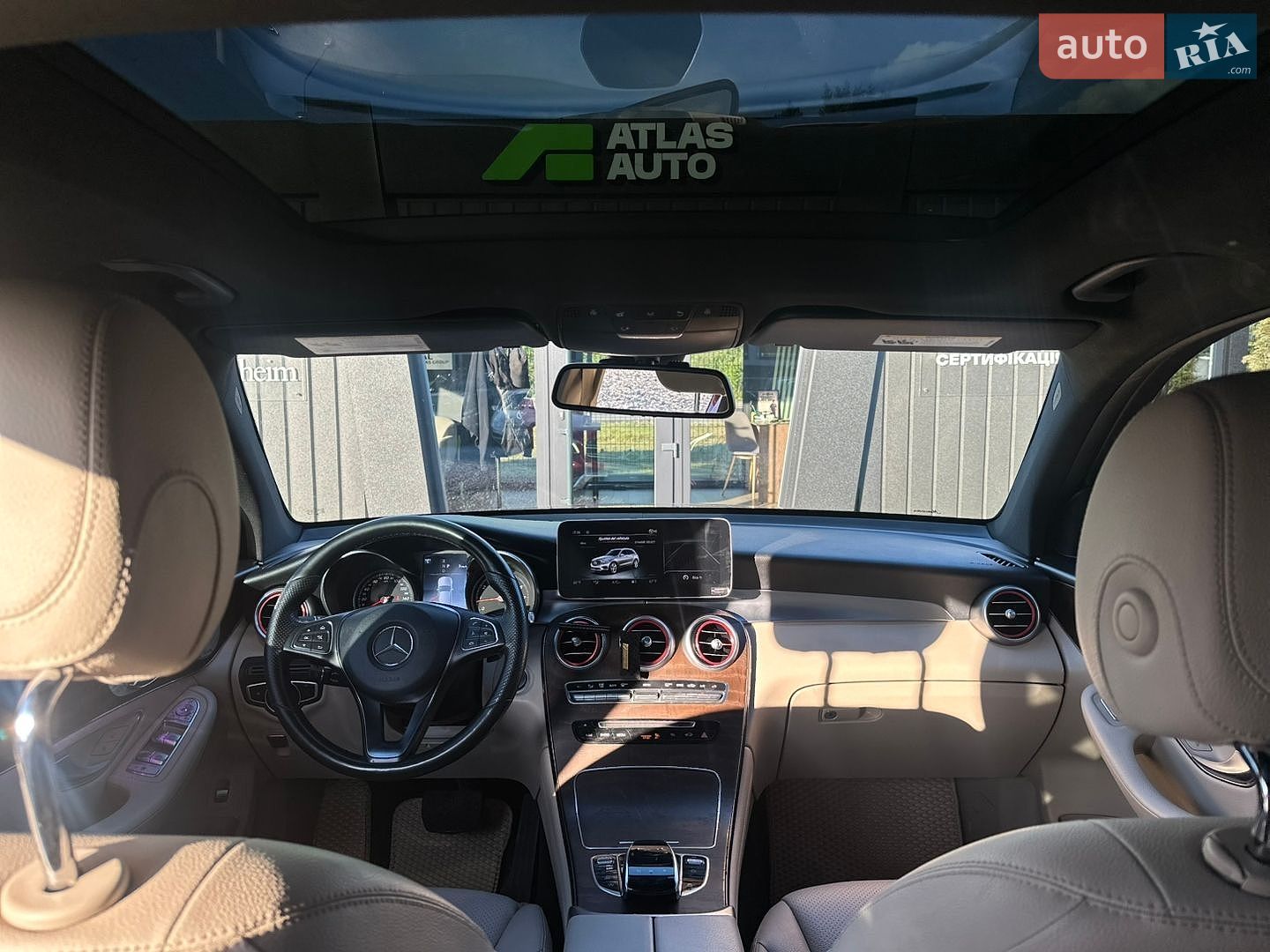 Mercedes-Benz GLC-Class 2018 VIN WDC0G4KB5JV108954 фото оголошення 11 з 26