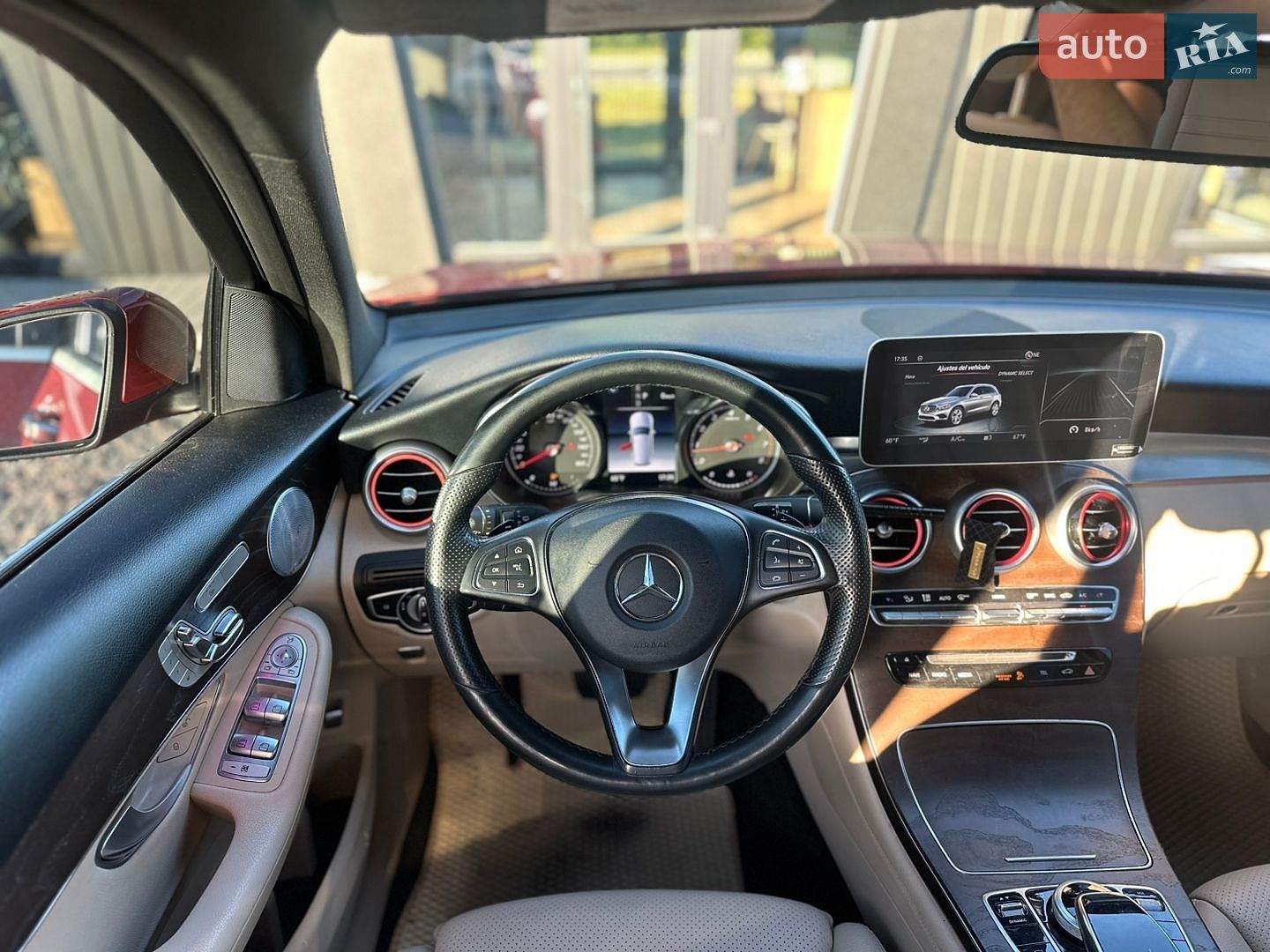 Mercedes-Benz GLC-Class 2018 VIN WDC0G4KB5JV108954 фото оголошення 13 з 26