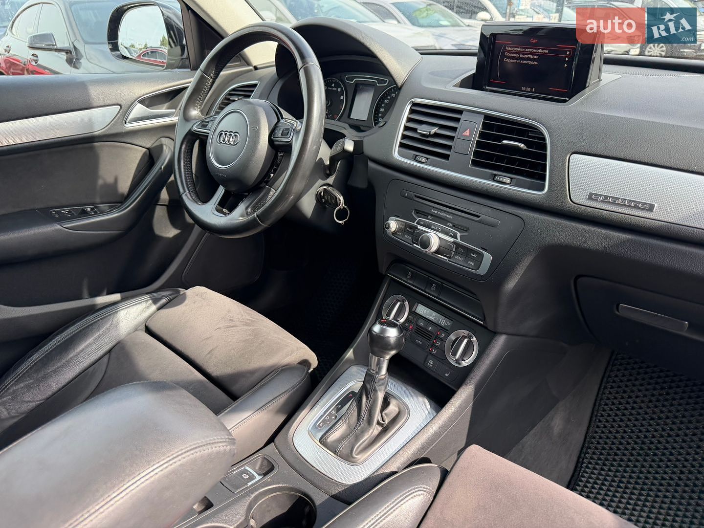 AUDI Q3 2011 VIN WAUZZZ8U6CR011963 фото оголошення 32 з 40
