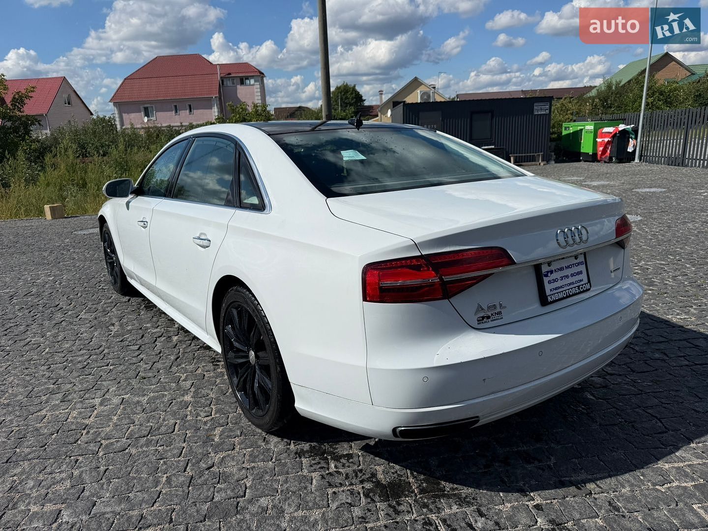 Audi A8 2017 VIN WAU44AFD6HN013868 фото оголошення 8 з 10