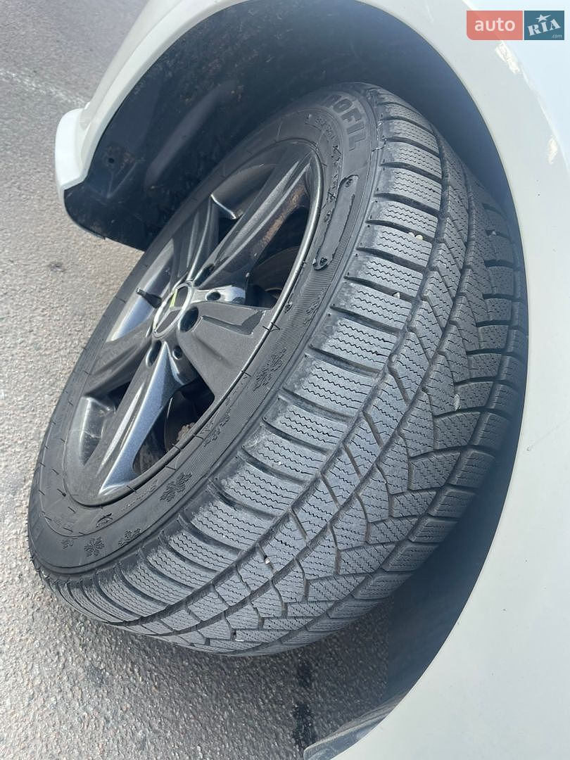 Mercedes-Benz E-Class 2009 VIN WDD2120031A048679 фото оголошення 39 з 92