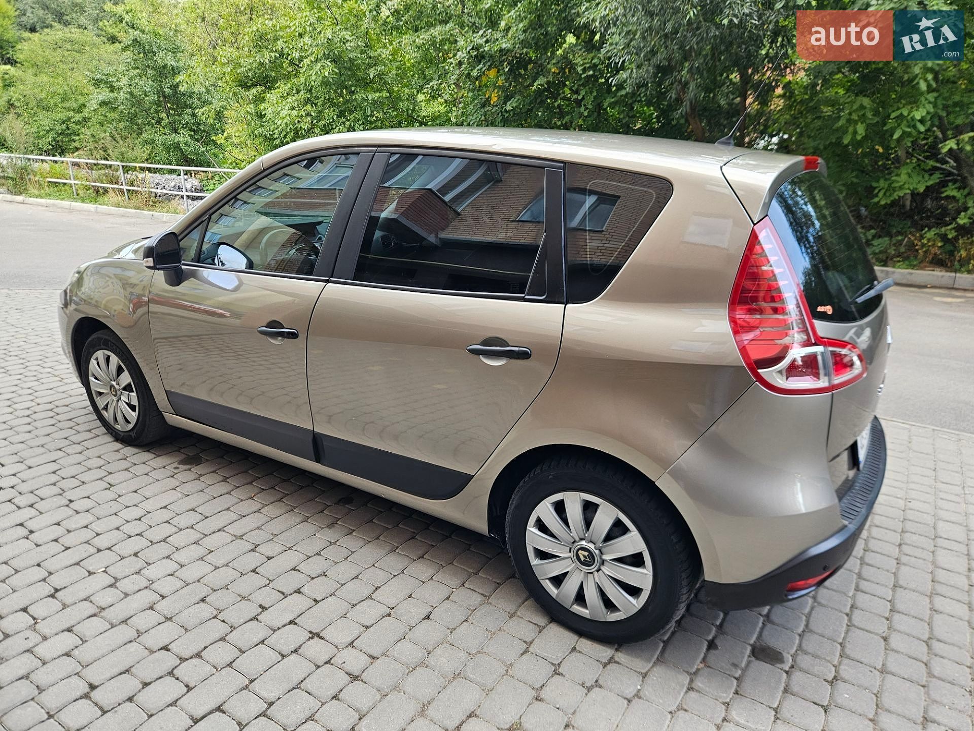 Renault Scenic 2009 VIN VF1JZ1B0D41232132 фото оголошення 18 з 39