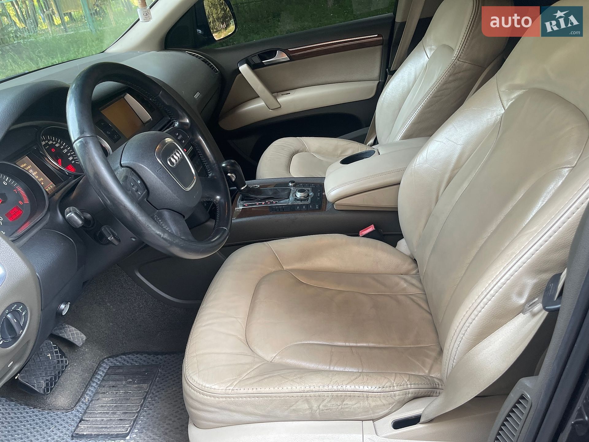 Audi Q7 2006 VIN WAUZZZ4LX7D008547 фото оголошення 9 з 16