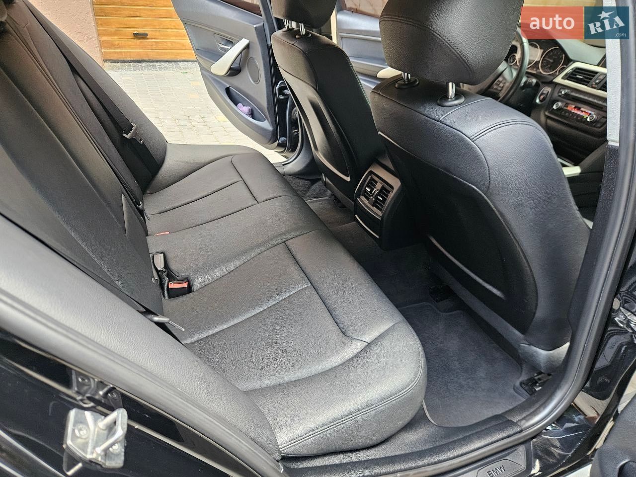 BMW 3 Series 2014 VIN WBA3B1C55FK136994 фото оголошення 30 з 44