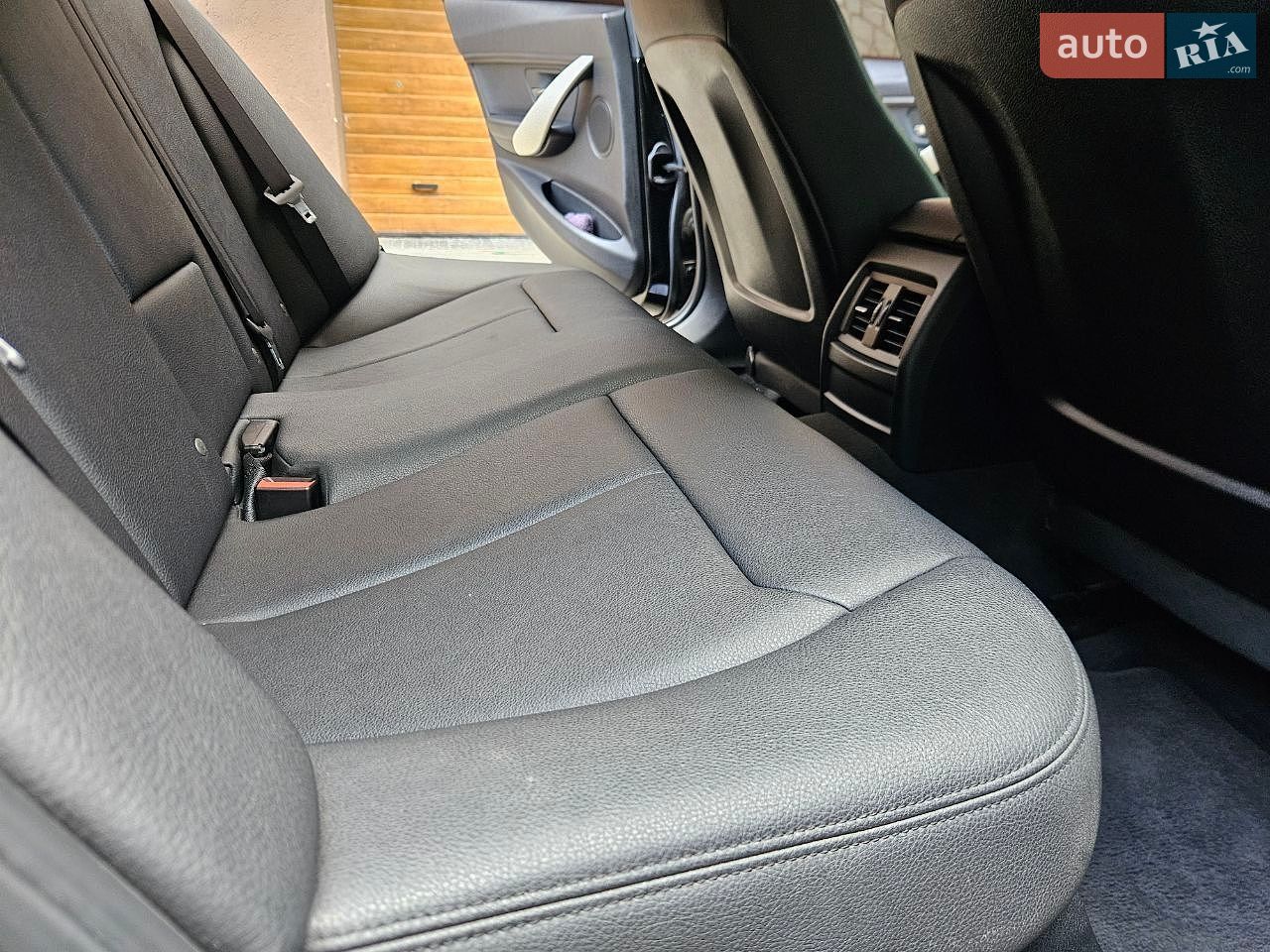 BMW 3 Series 2014 VIN WBA3B1C55FK136994 фото оголошення 35 з 44