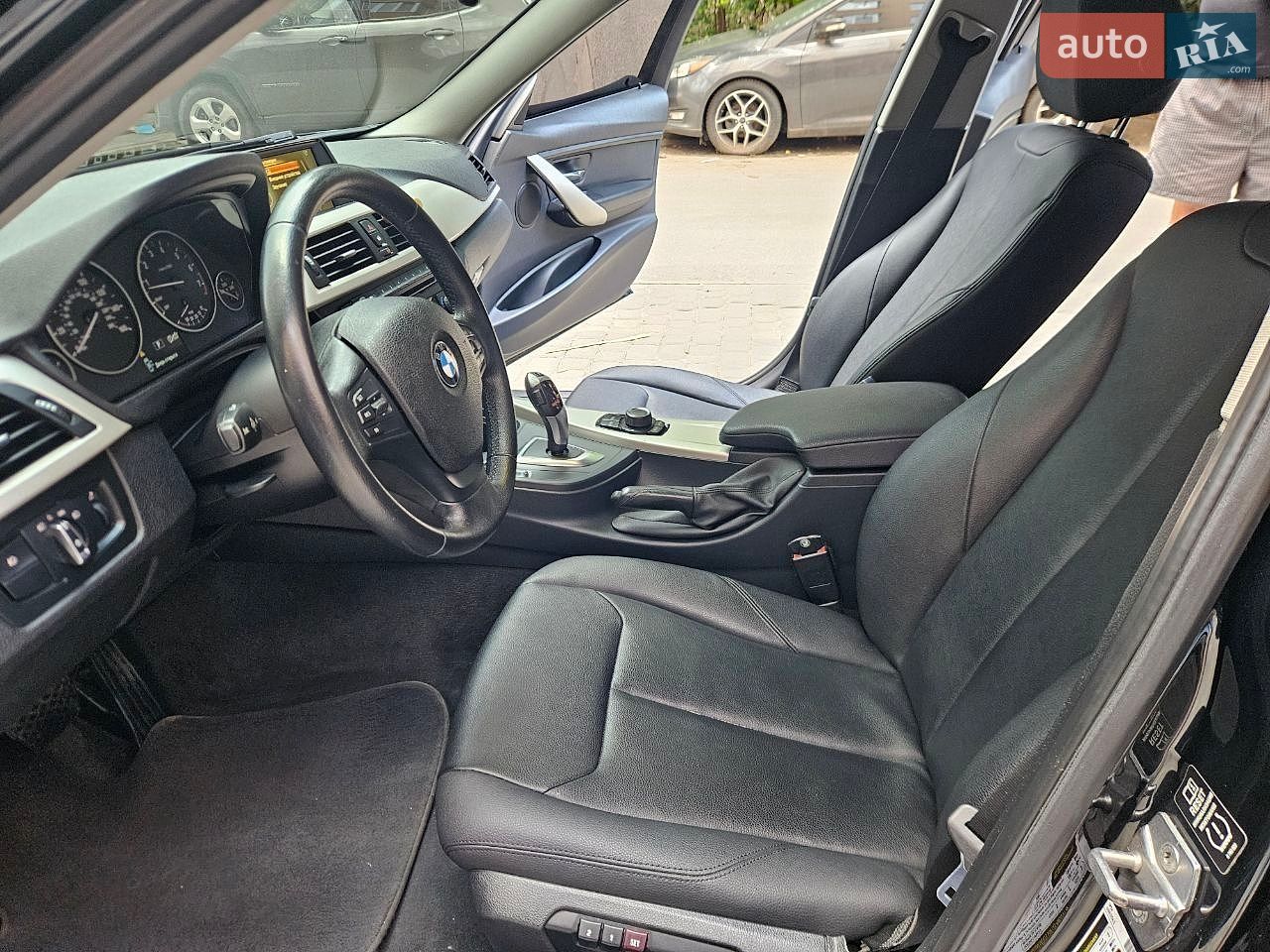BMW 3 Series 2014 VIN WBA3B1C55FK136994 фото оголошення 43 з 44