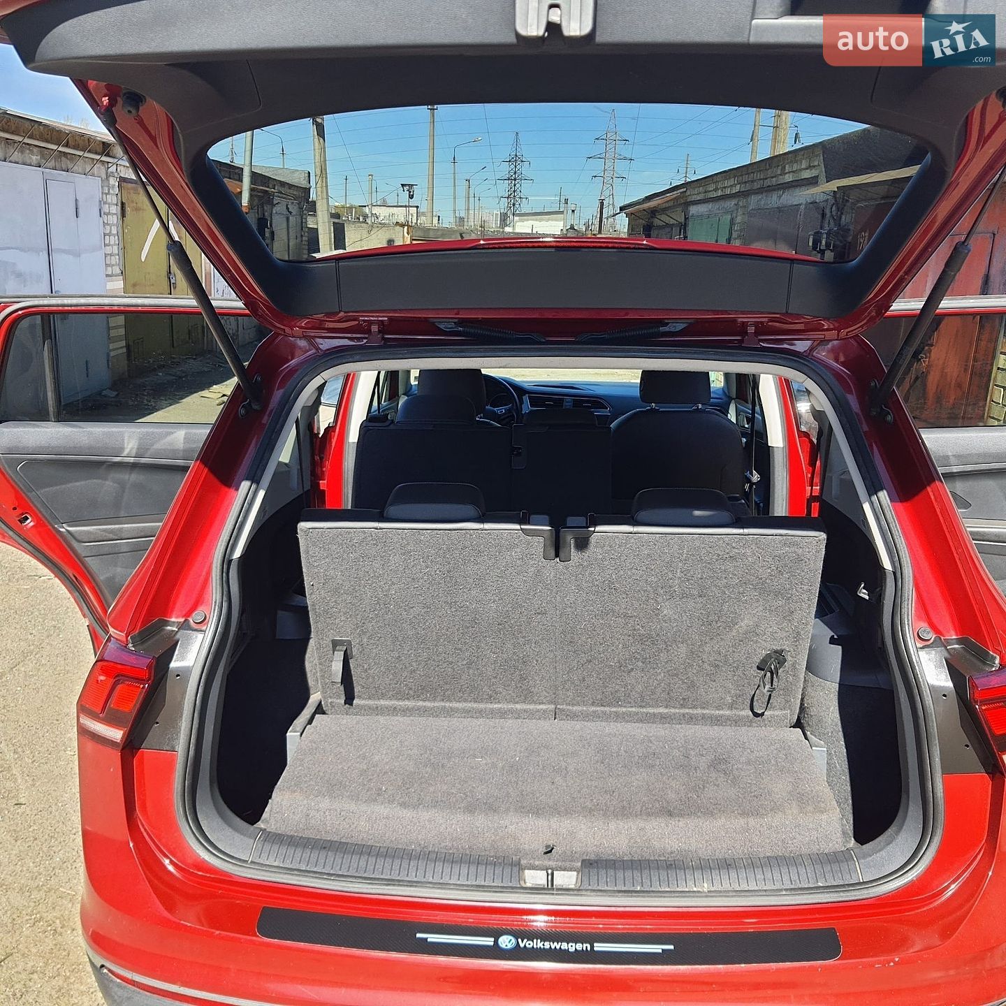 Volkswagen Tiguan Allspace 2017 VIN 3VV3B7AX6JM073546 фото оголошення 8 з 32