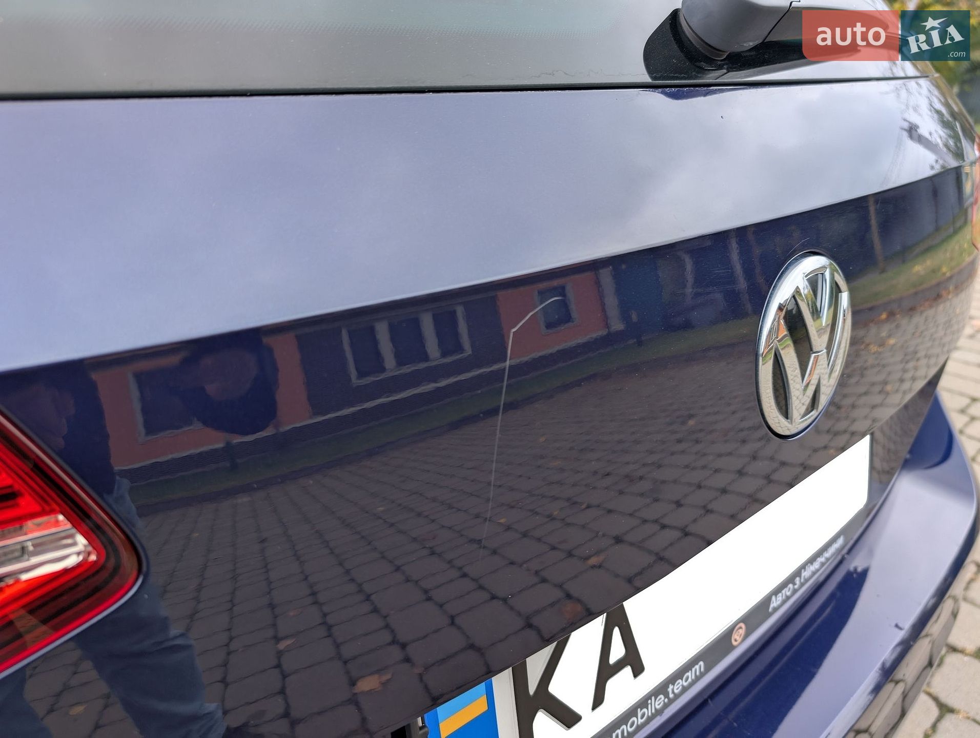 Volkswagen Passat 2018 VIN WVWZZZ3CZJE144682 фото оголошення 42 з 42