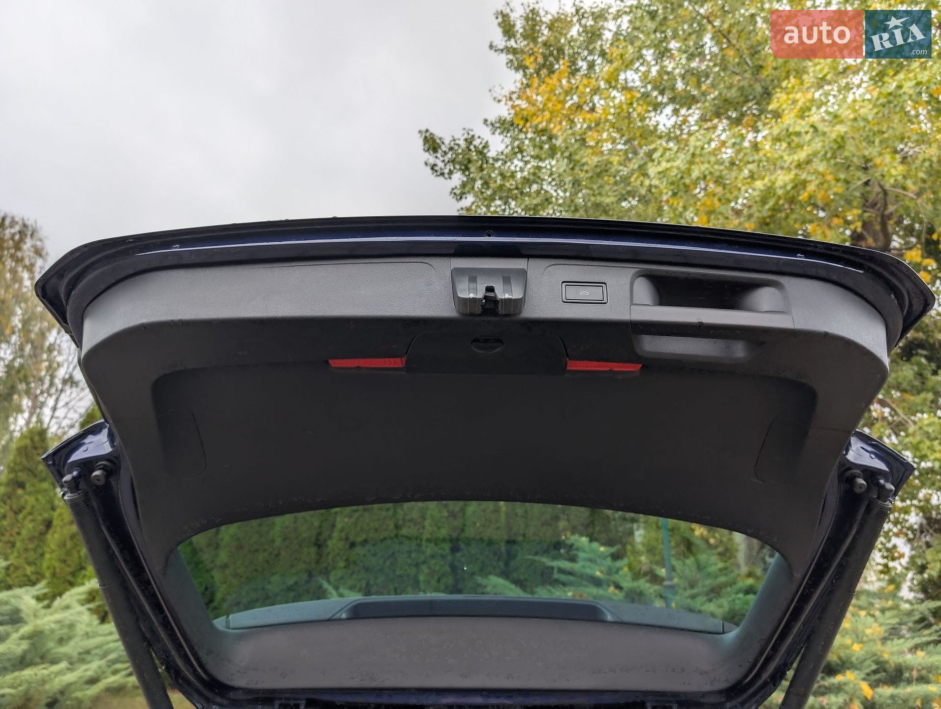 Volkswagen Passat 2018 VIN WVWZZZ3CZJE144682 фото оголошення 37 з 42