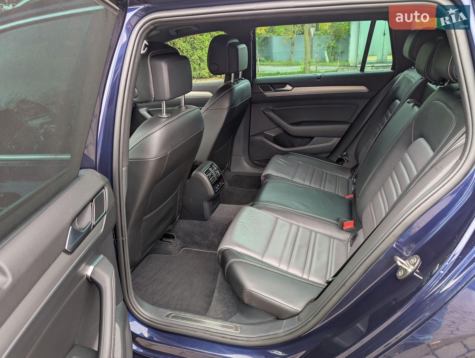 Volkswagen Passat 2018 VIN WVWZZZ3CZJE144682 фото оголошення 22 з 42