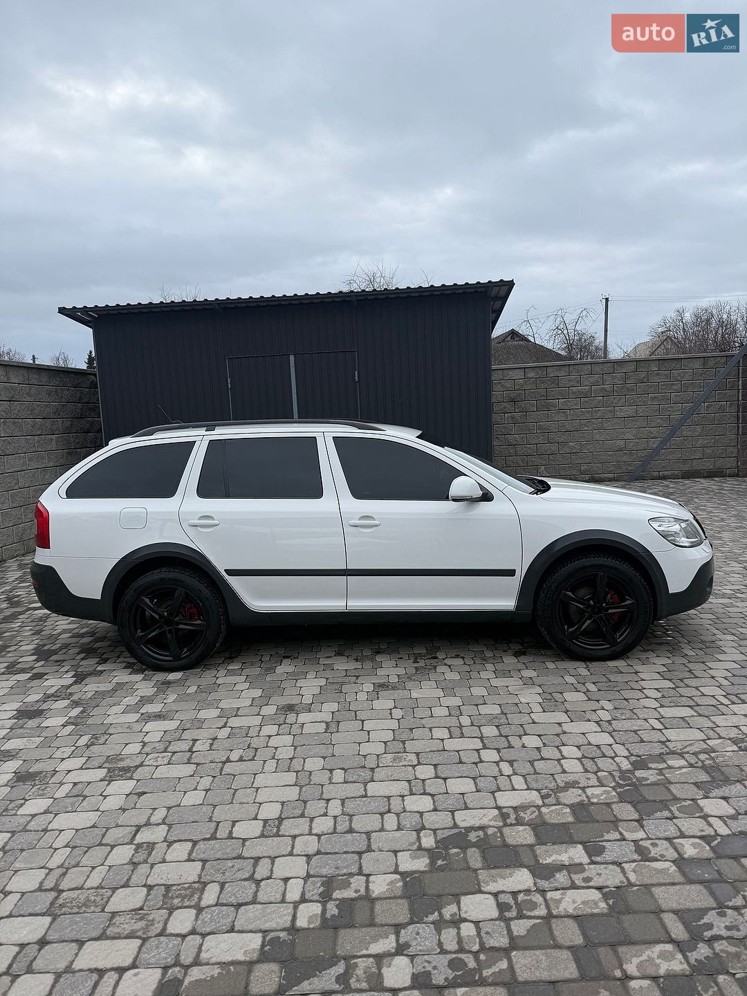 Skoda Octavia 2010 VIN TMBKK61Z7B2077524 фото оголошення 3 з 13