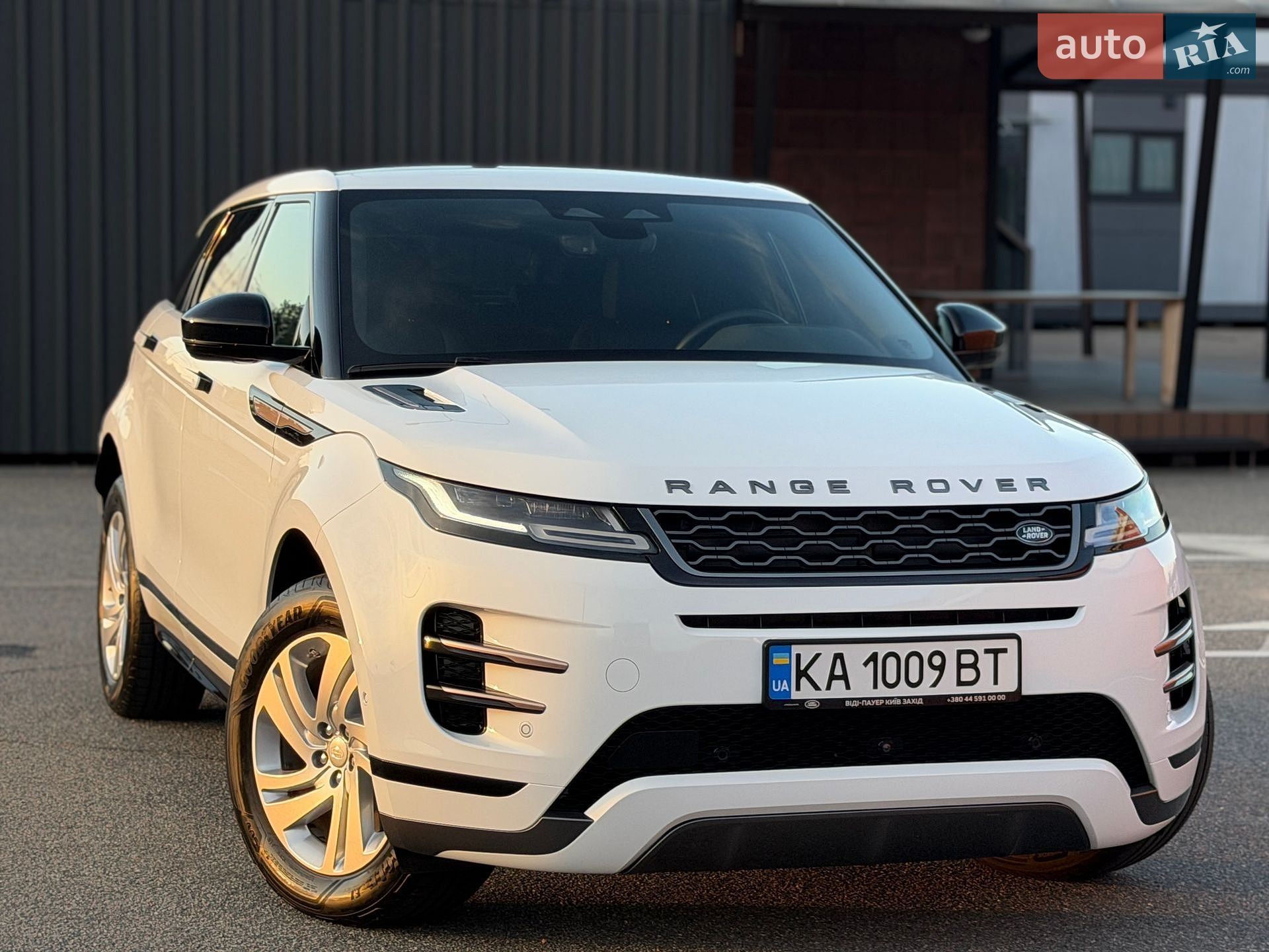 Land Rover Range Rover Evoque 2021 VIN SALZA2BN9MH130660 фото оголошення 16 з 83