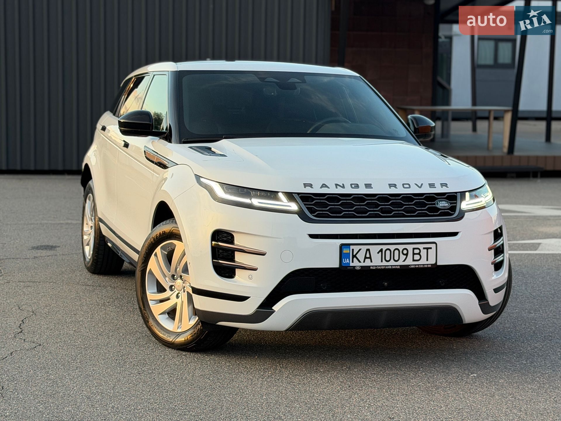 Land Rover Range Rover Evoque 2021 VIN SALZA2BN9MH130660 фото оголошення 27 з 83