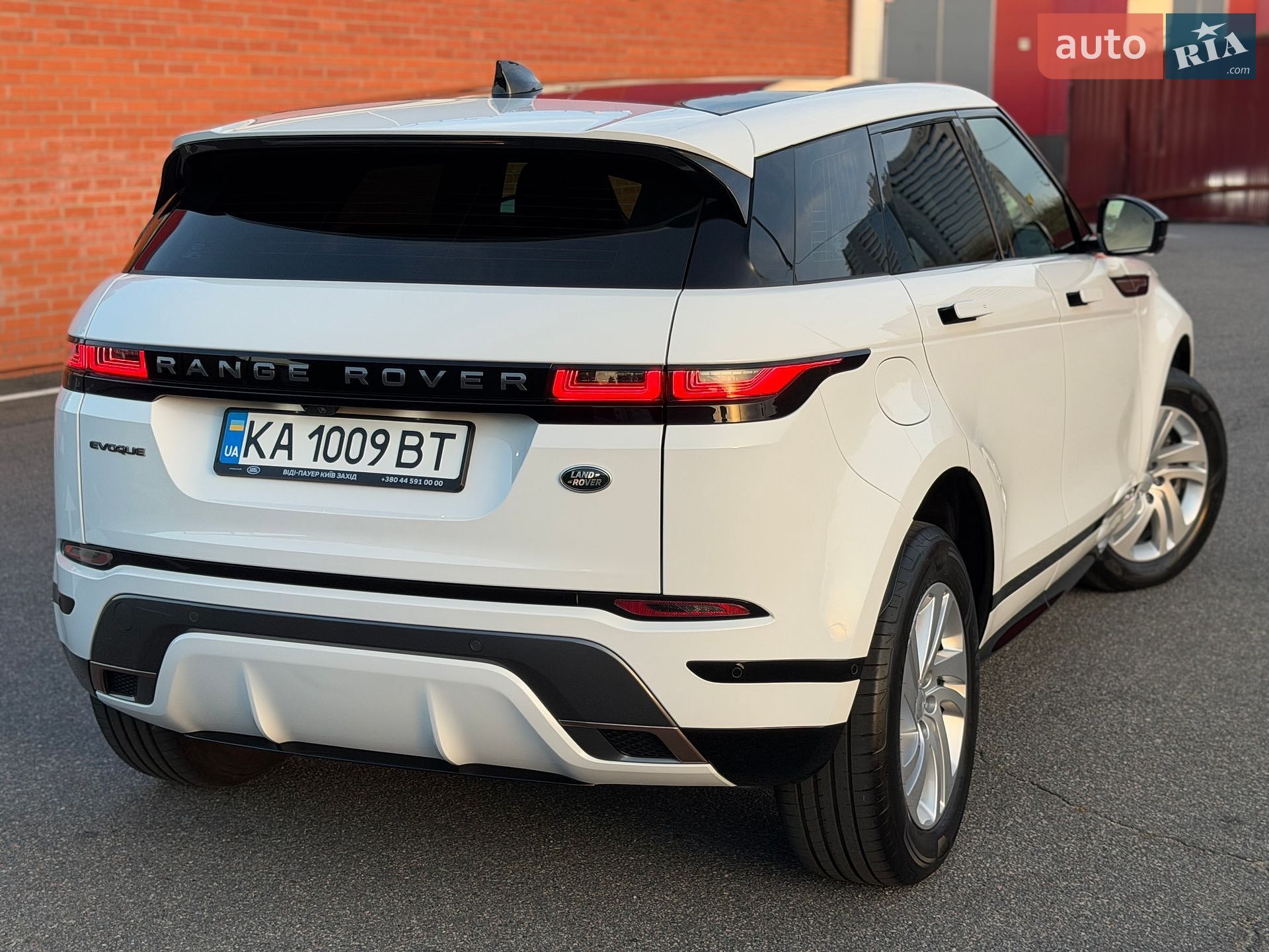 Land Rover Range Rover Evoque 2021 VIN SALZA2BN9MH130660 фото оголошення 14 з 83