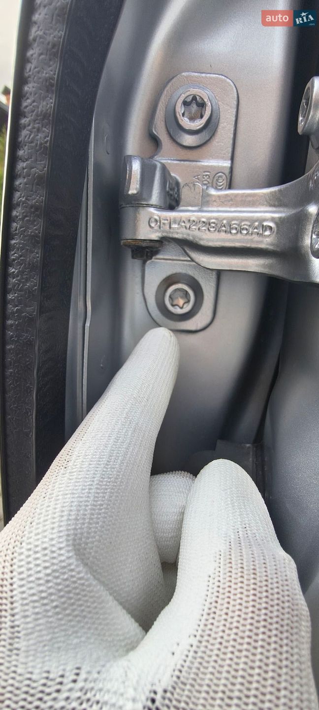 Land Rover Range Rover Sport 2018 VIN SALWV2SV5KA841141 фото оголошення 47 з 104