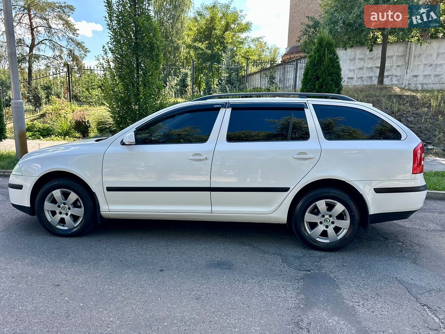 Skoda Octavia 2006 VIN TMBHA21Z37B150689 фото оголошення 8 з 41