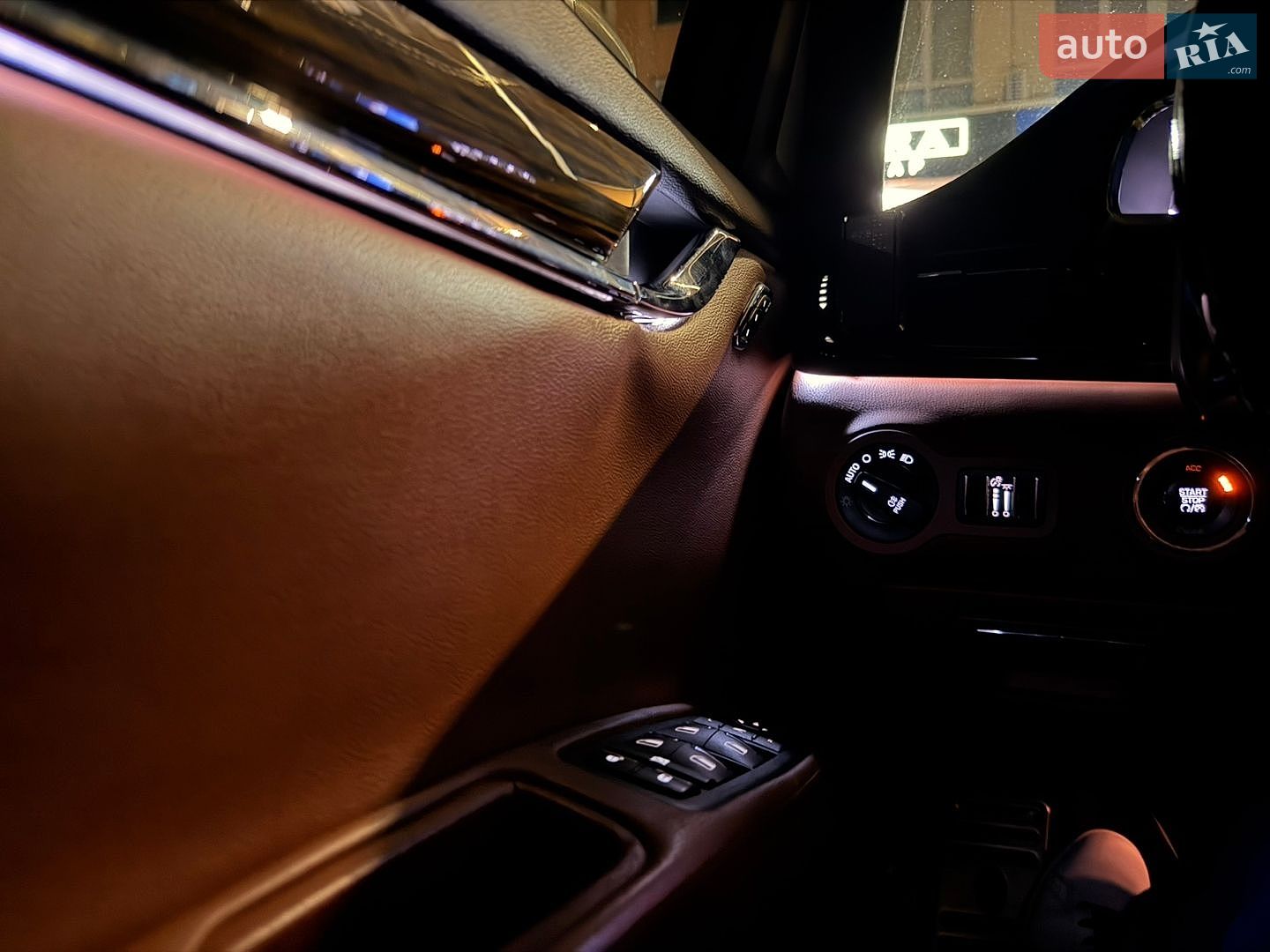Maserati Quattroporte 2014 VIN ZAM56RRAXF1130421 фото оголошення 40 з 44