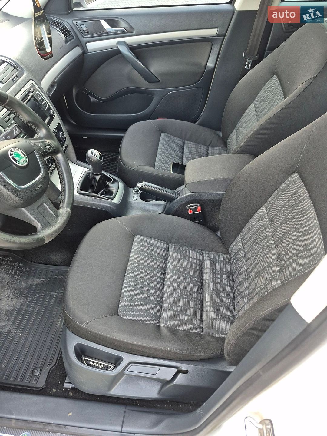 Skoda Octavia 2012 VIN TMBGE61Z4D2075455 фото оголошення 22 з 64