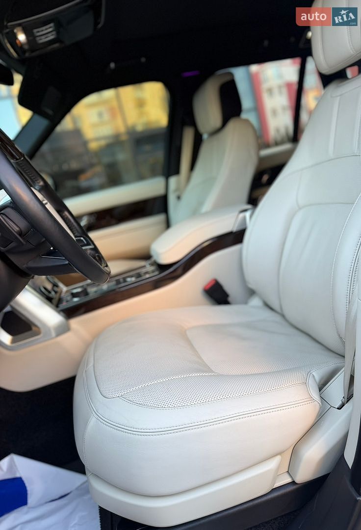 Land Rover Range Rover 2018 VIN SALGS2RE5JA393890 фото оголошення 13 з 23