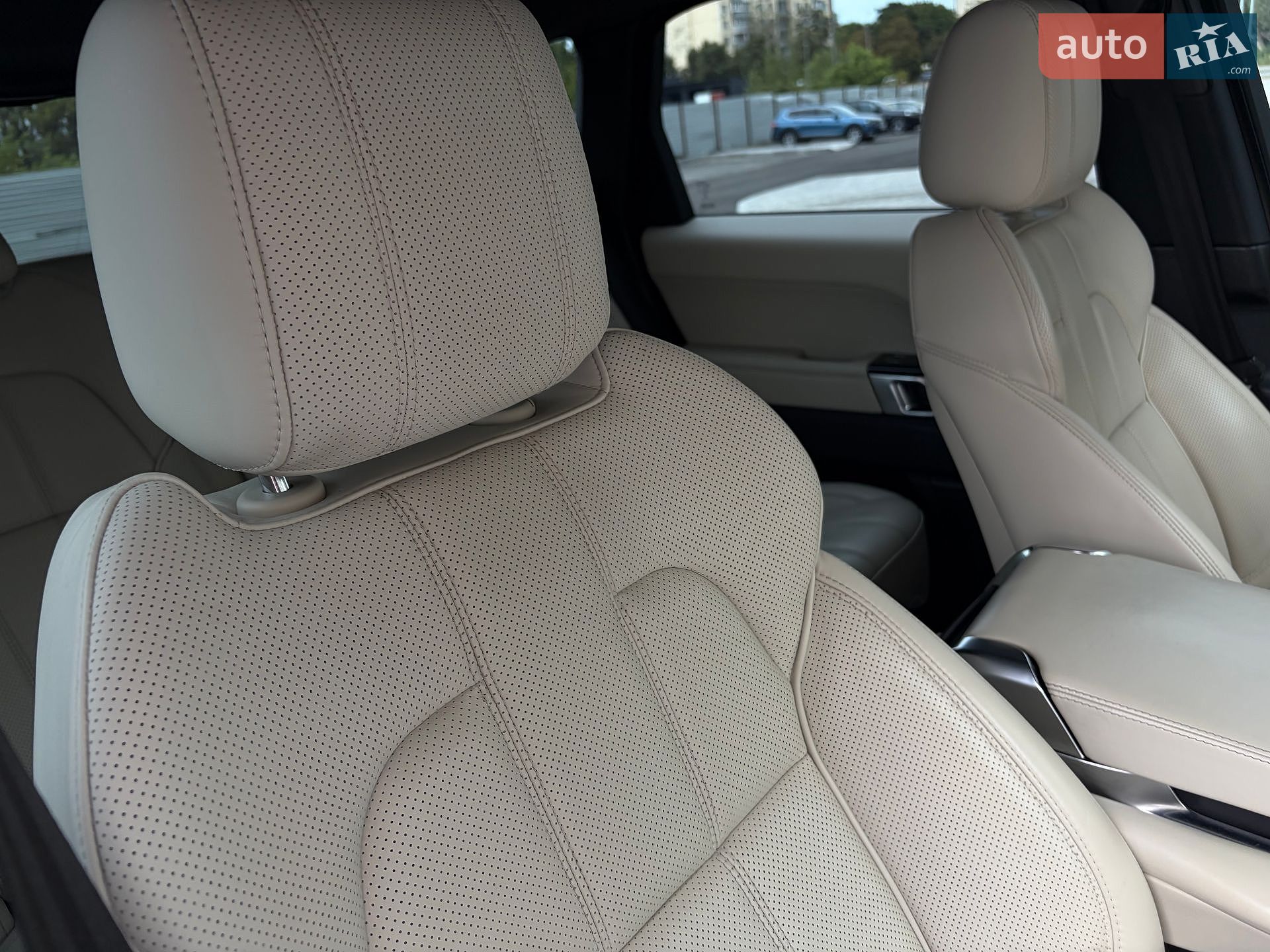 Land Rover Range Rover Sport 2015 VIN SALWA2JF8GA556611 фото оголошення 42 з 57
