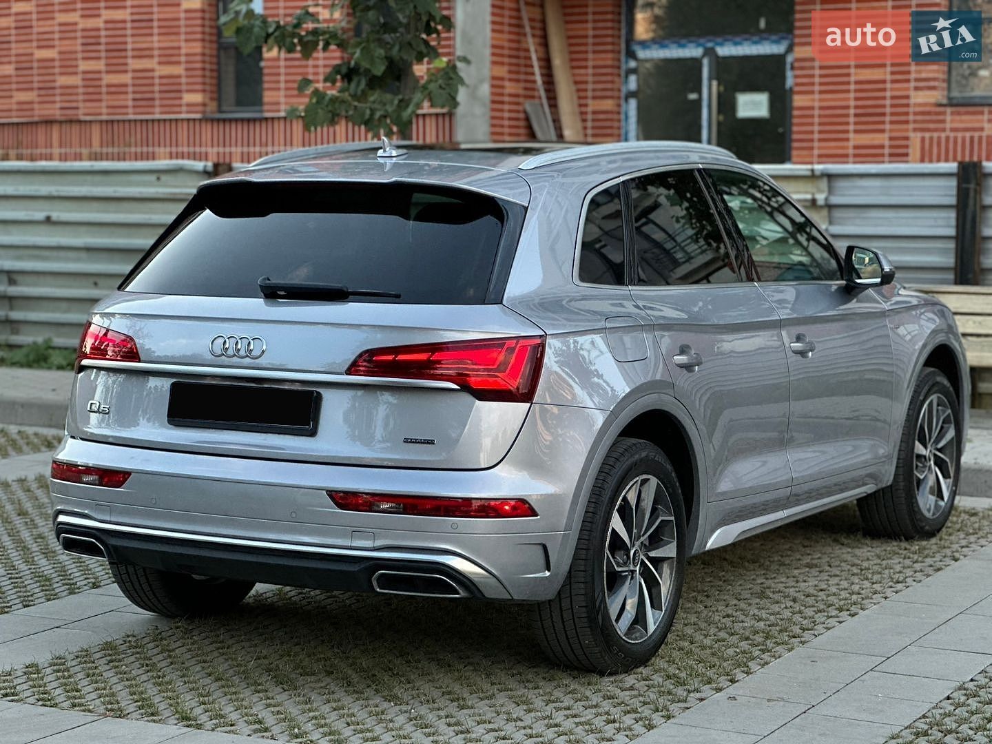 Audi Q5 2022 VIN WA1EAAFY2N2114898 фото оголошення 29 з 100