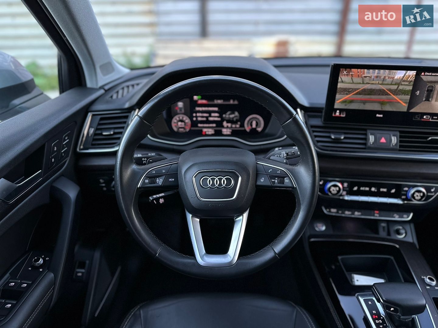 Audi Q5 2022 VIN WA1EAAFY2N2114898 фото оголошення 29 з 86