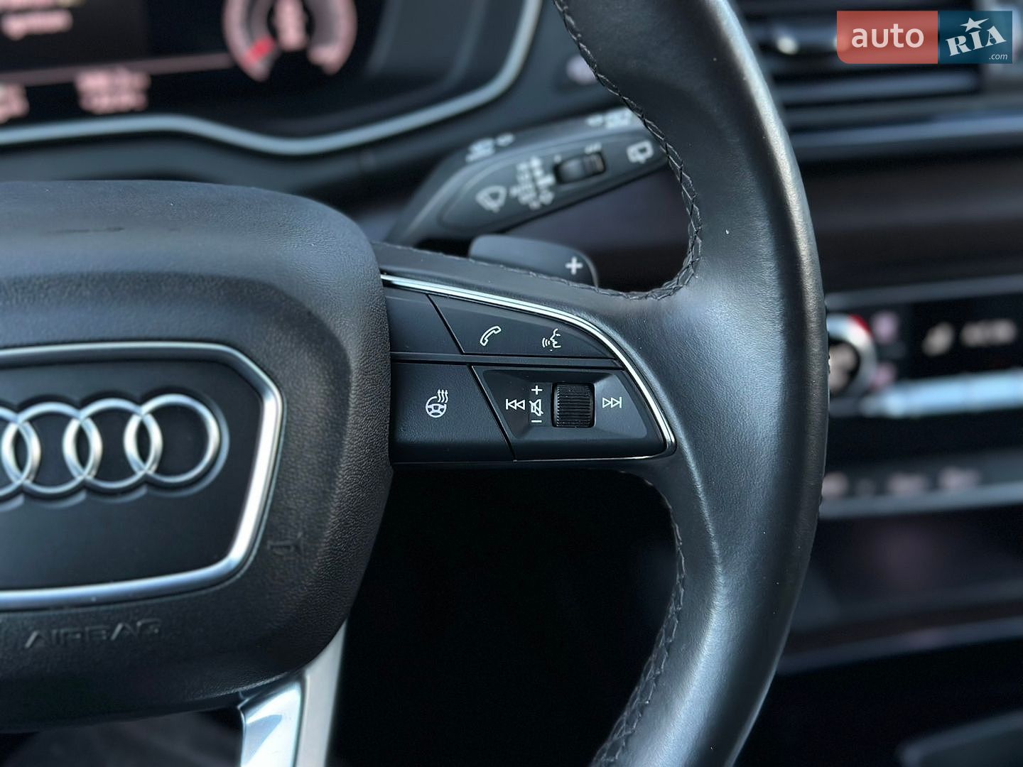 Audi Q5 2022 VIN WA1EAAFY2N2114898 фото оголошення 40 з 86