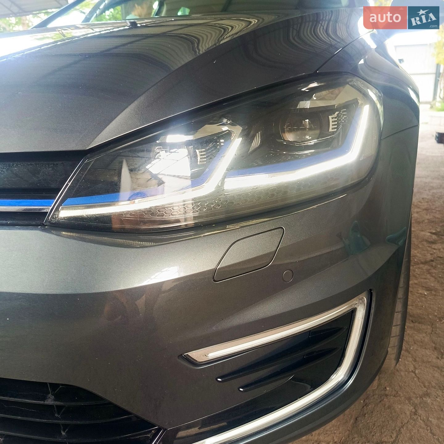 Volkswagen e-Golf 2018 VIN WVWZZZAUZJW909682 фото оголошення 43 з 51