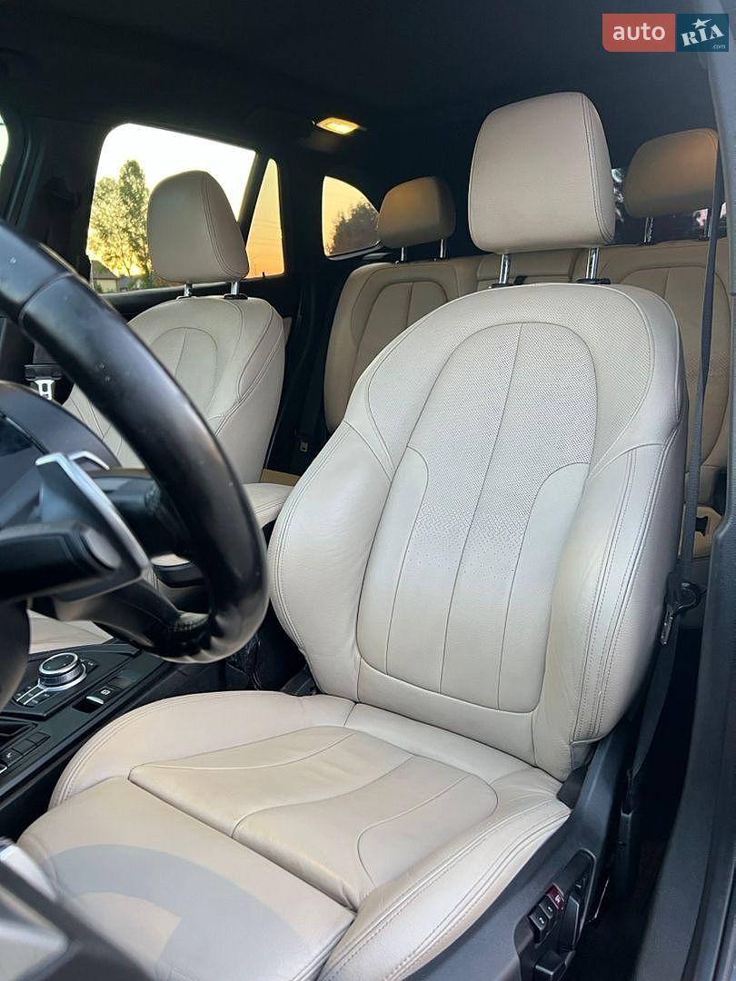 BMW X1 2017 VIN WBXHU7C36J5H43584 фото оголошення 14 з 18