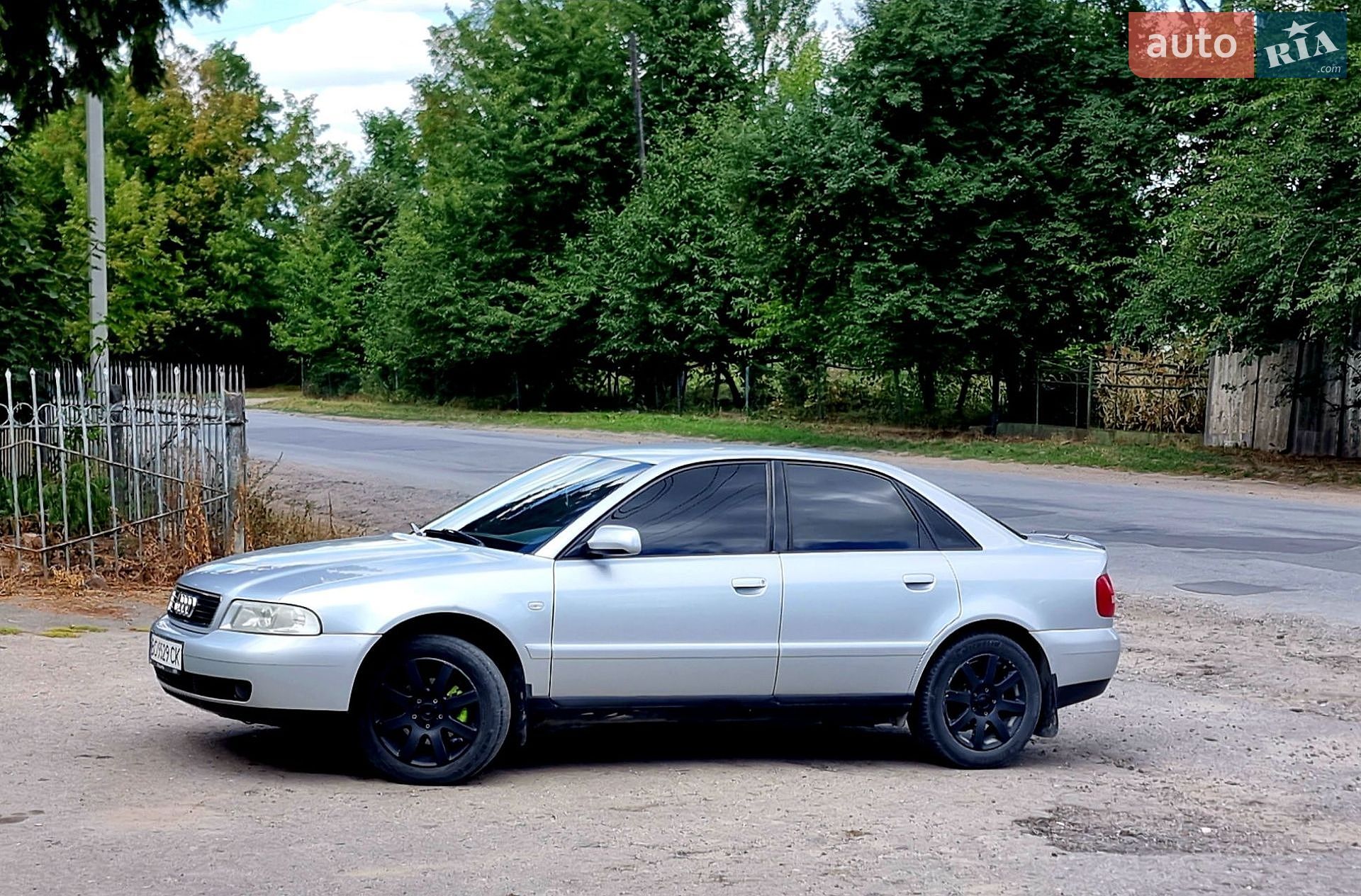 Audi A4 1999 VIN WAUZZZ8DZYA020088 фото оголошення 10 з 15