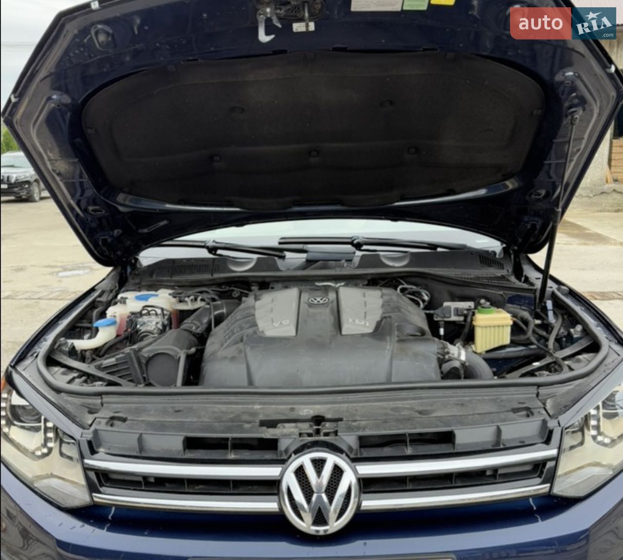 Volkswagen Touareg 2012 VIN WVGDP9BP9DD008989 фото оголошення 8 з 74