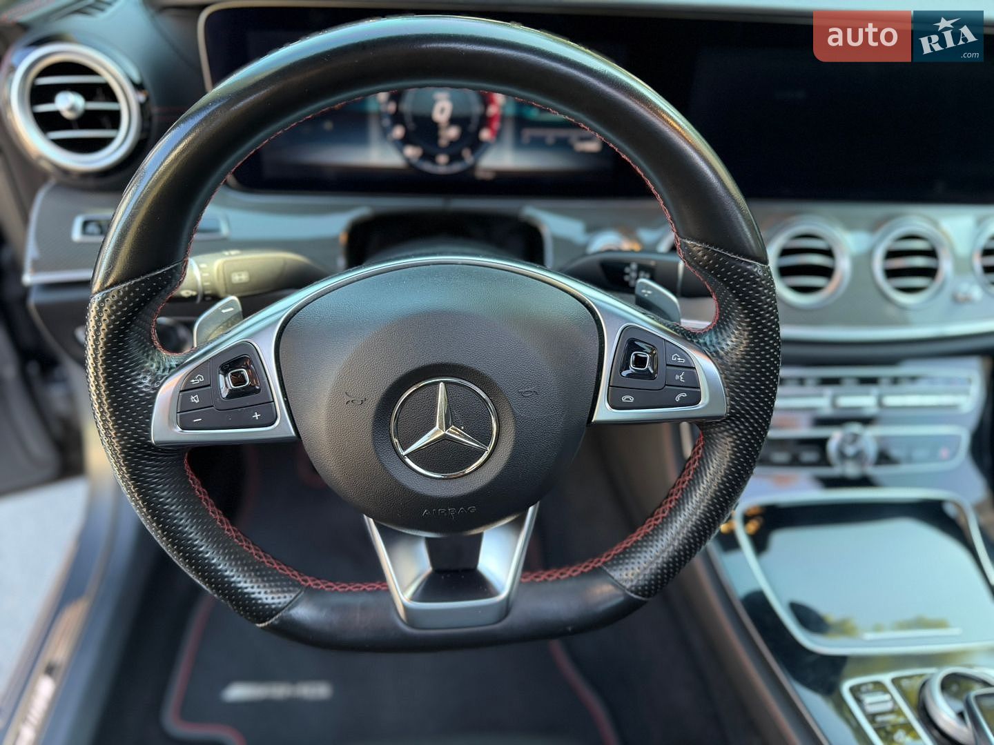 Mercedes-Benz E-Class 2017 VIN WDDZF6EB9JA365782 фото оголошення 11 з 18