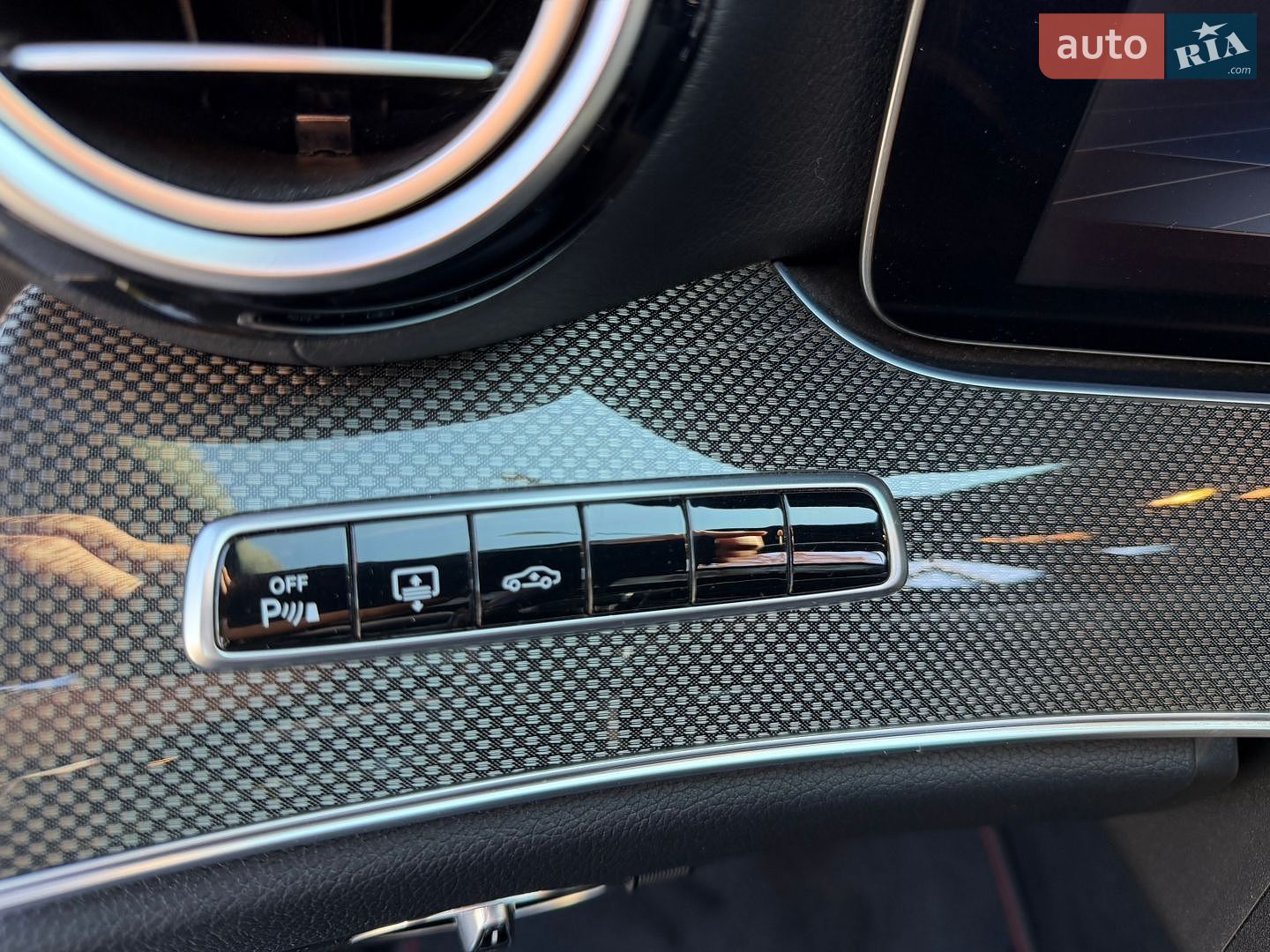 Mercedes-Benz E-Class 2017 VIN WDDZF6EB9JA365782 фото оголошення 15 з 18