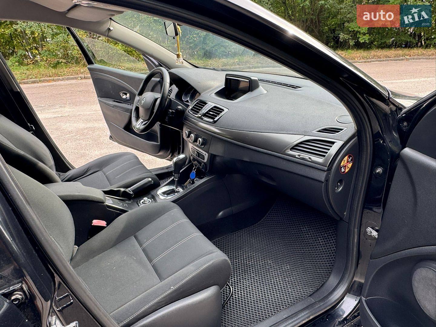 Renault Megane 2014 VIN VF1KZS00E50260261 фото оголошення 31 з 38