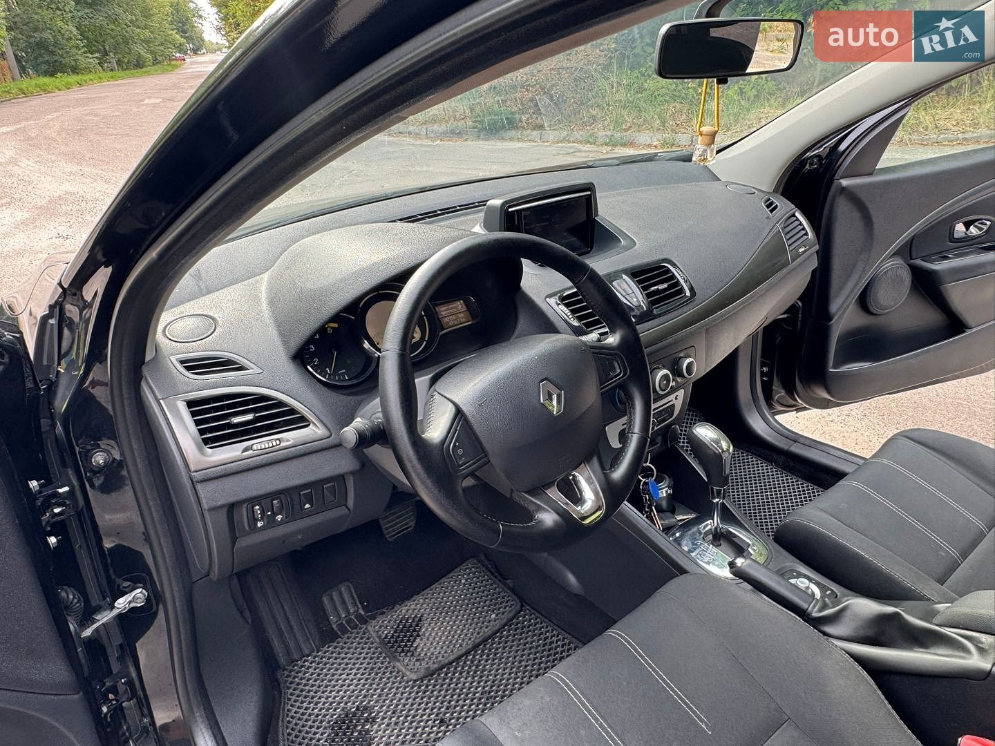 Renault Megane 2014 VIN VF1KZS00E50260261 фото оголошення 30 з 38