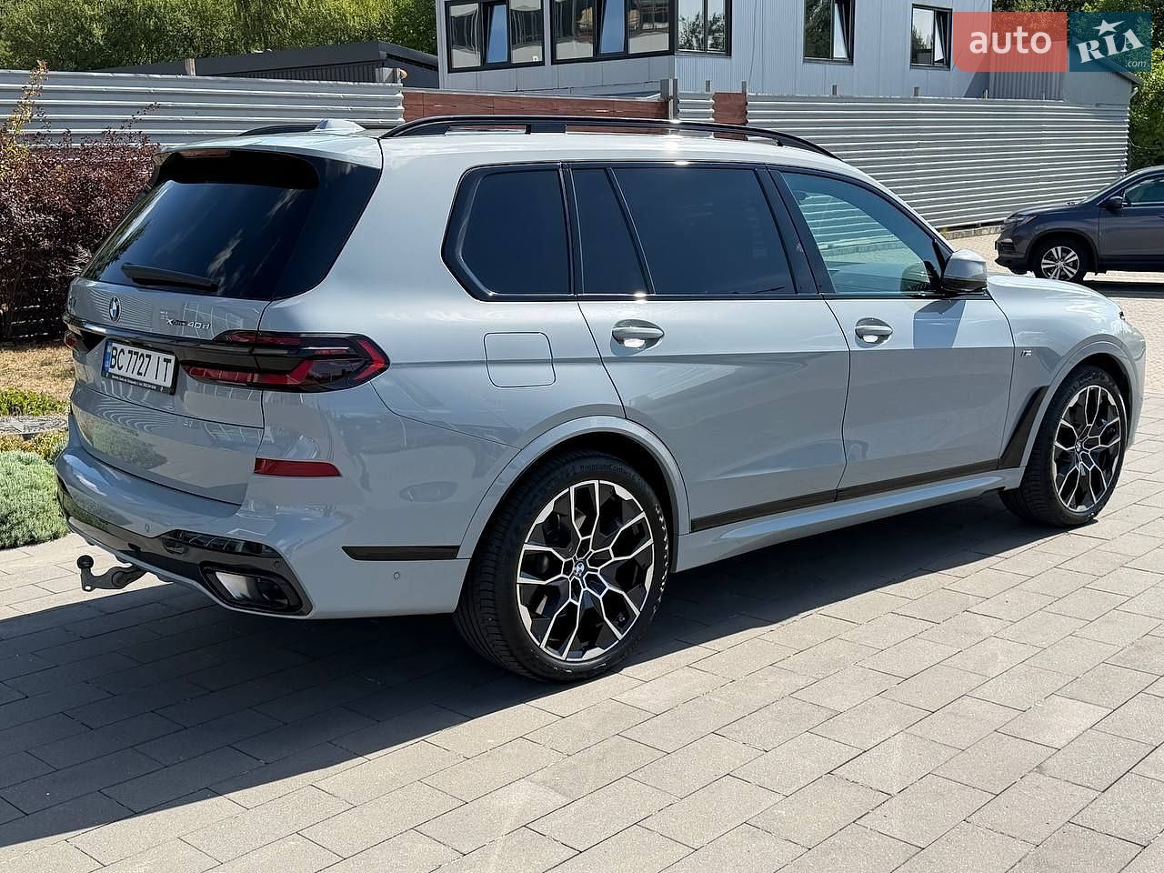 BMW X7 2023 VIN WBA21EN0209S76779 фото оголошення 3 з 23