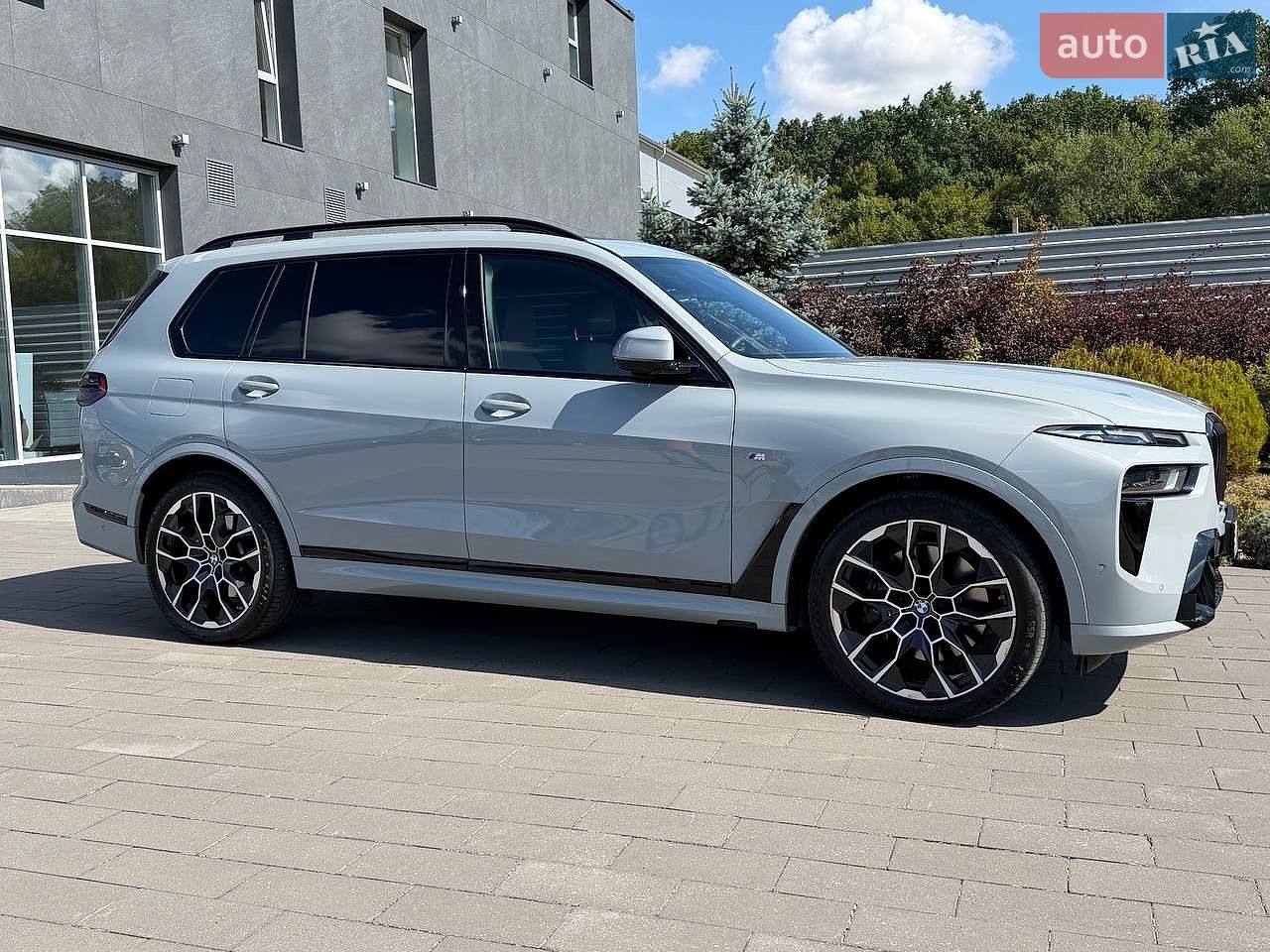 BMW X7 2023 VIN WBA21EN0209S76779 фото оголошення 6 з 23