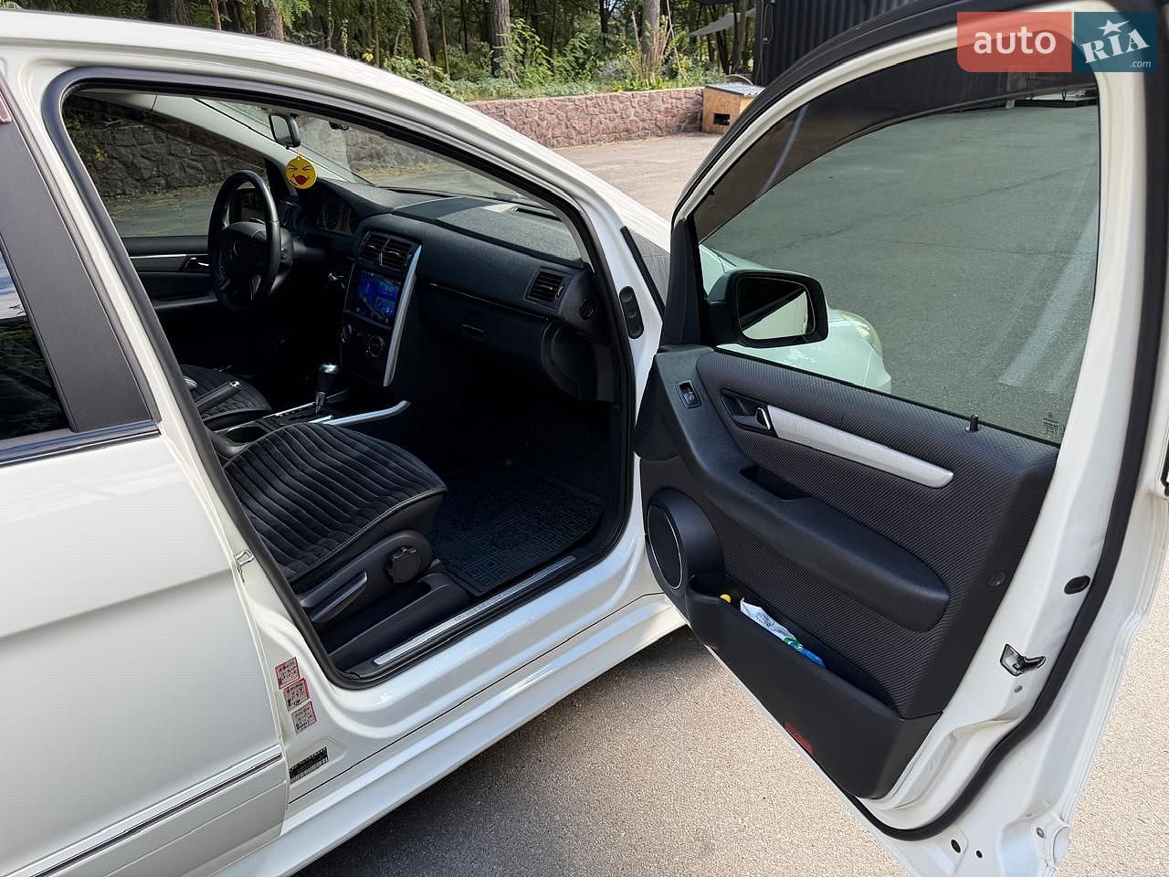 Mercedes-Benz B-Class 2010 VIN WDD2452322J593573 фото оголошення 2 з 11