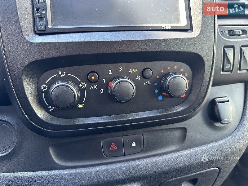 Renault Trafic 2018 VIN VF1JL000159990072 фото оголошення 29 з 30