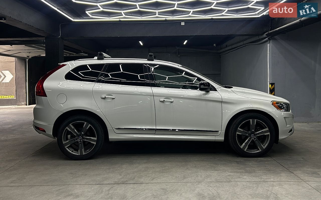 Volvo XC60 2016 VIN YV449MRR8H2107388 фото оголошення 9 з 21