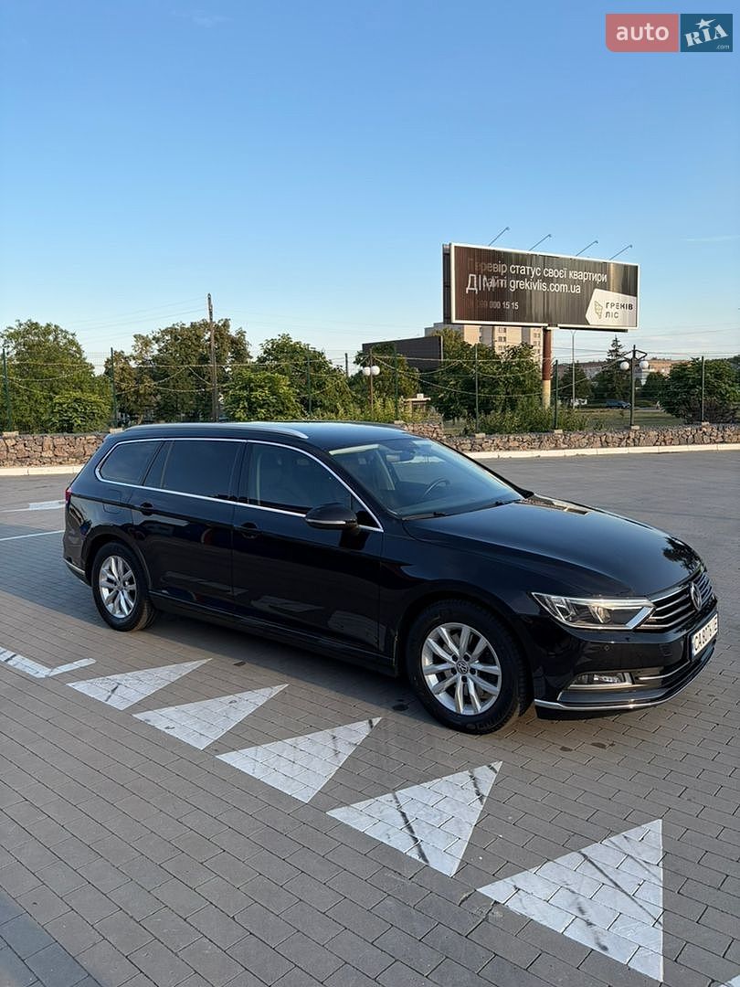 Volkswagen Passat 2017 VIN WVWZZZ3CZJE020121 фото оголошення 9 з 19