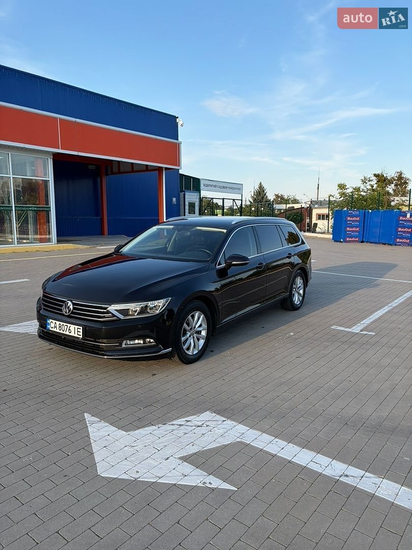 Volkswagen Passat 2017 VIN WVWZZZ3CZJE020121 фото оголошення 4 з 19