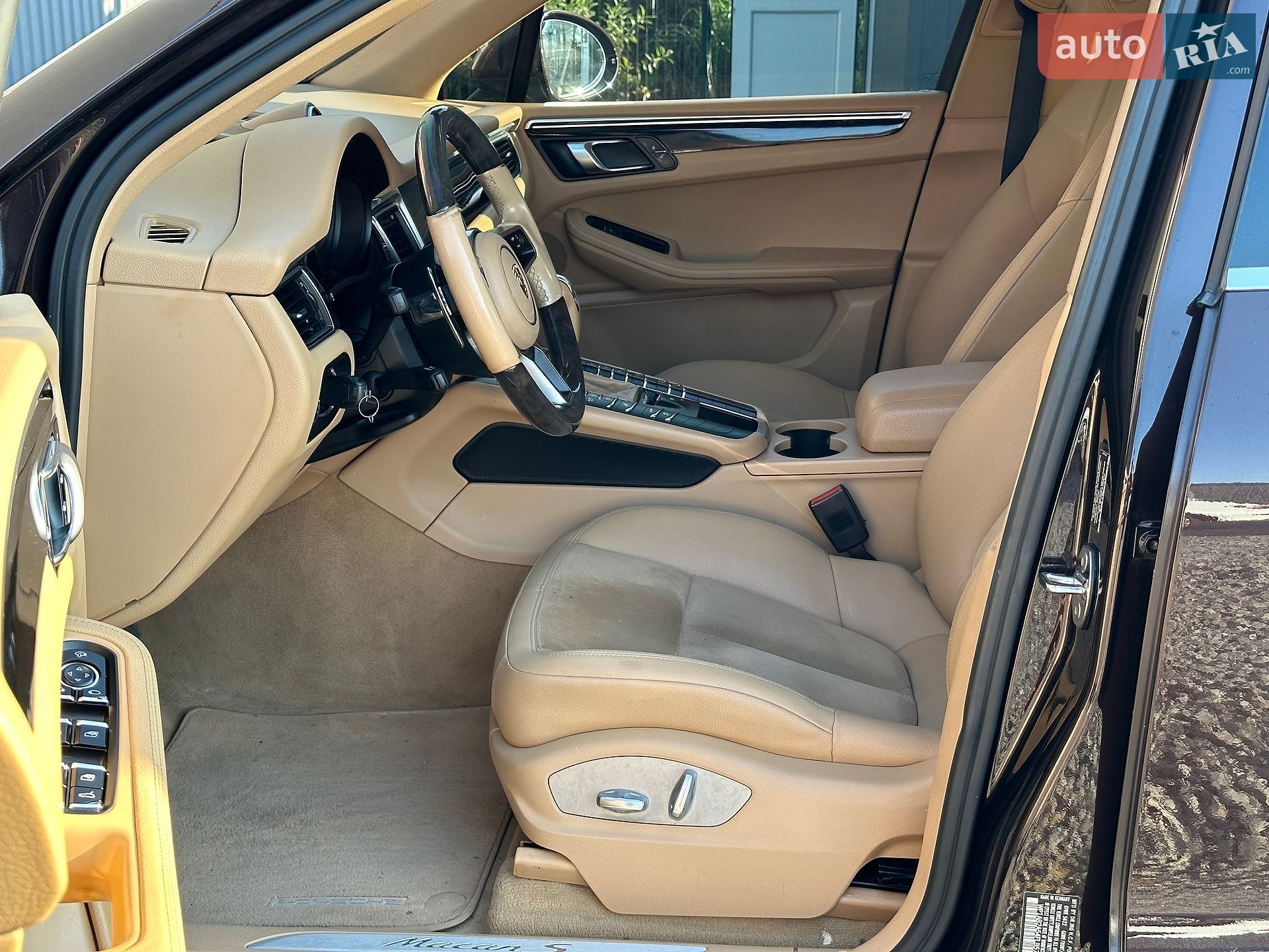 Porsche Macan 2015 VIN WP1AB2A54FLB57816 фото оголошення 24 з 67