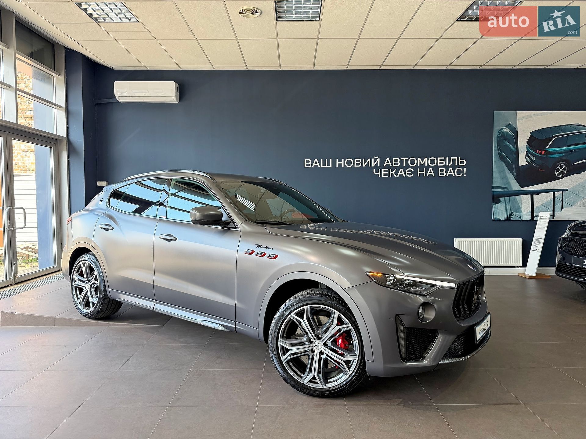 Maserati Levante 2021 VIN ZN661YULXMX372645 фото оголошення 2 з 72