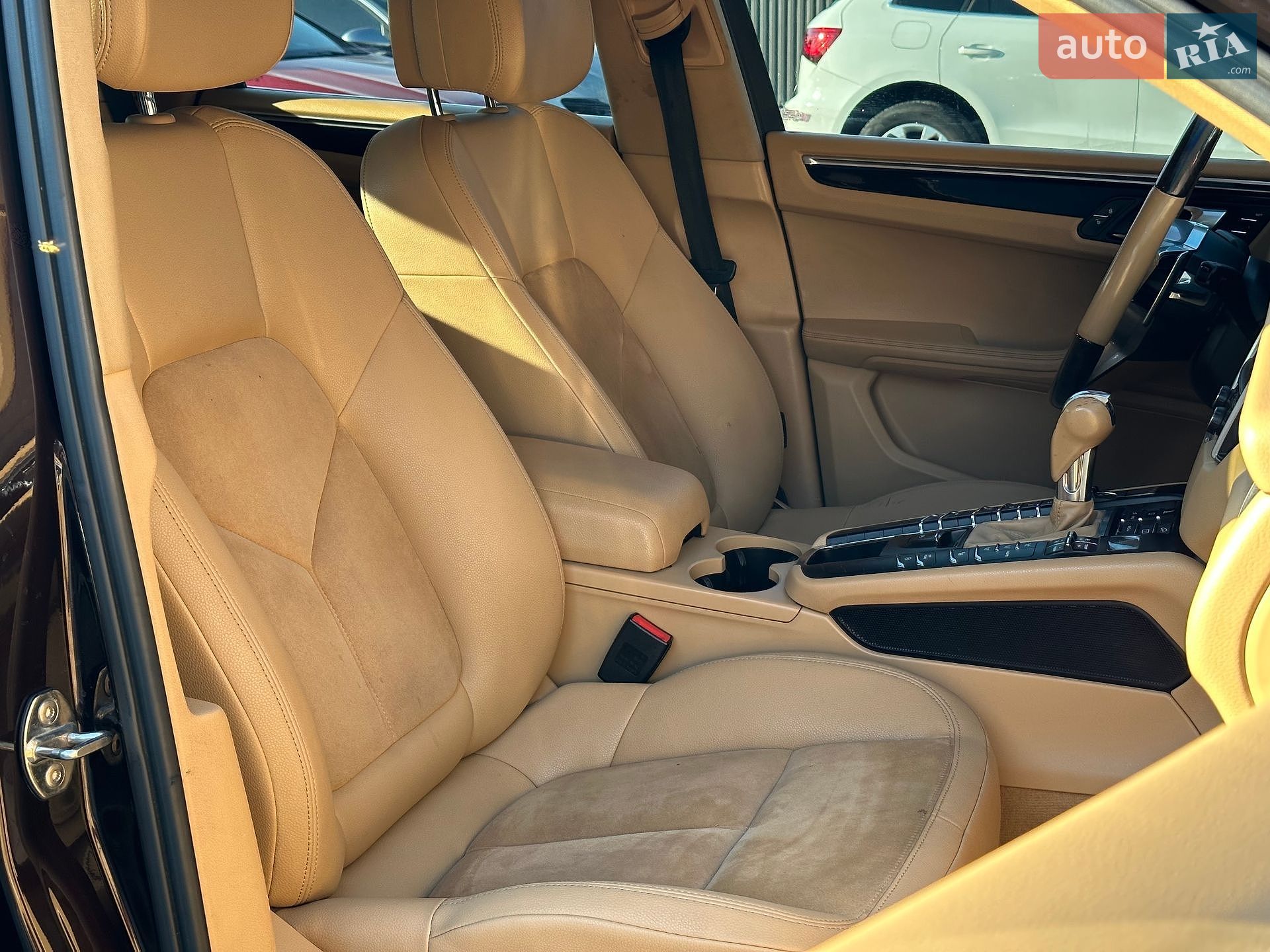 Porsche Macan 2015 VIN WP1AB2A54FLB57816 фото оголошення 49 з 67