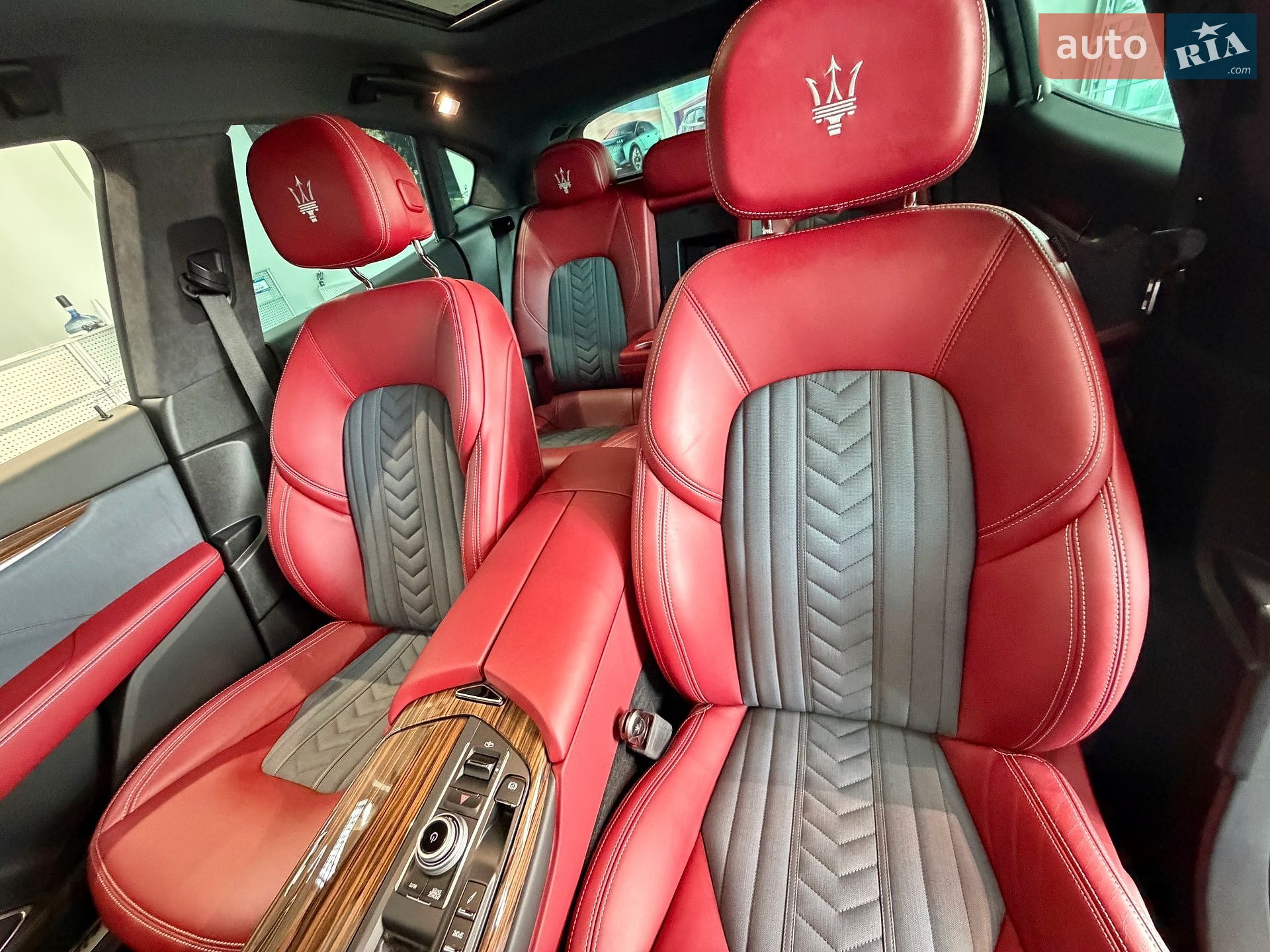 Maserati Levante 2021 VIN ZN661YULXMX372645 фото оголошення 28 з 72