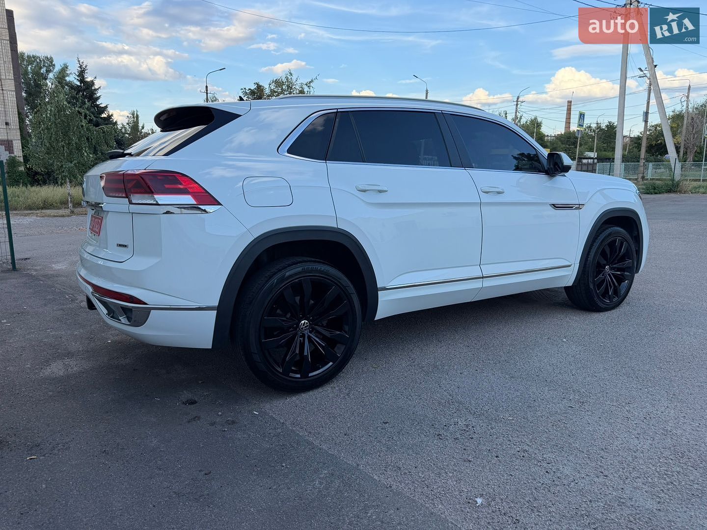 Volkswagen Atlas 2020 VIN 1V2RE2CAXLC208977 фото оголошення 6 з 36
