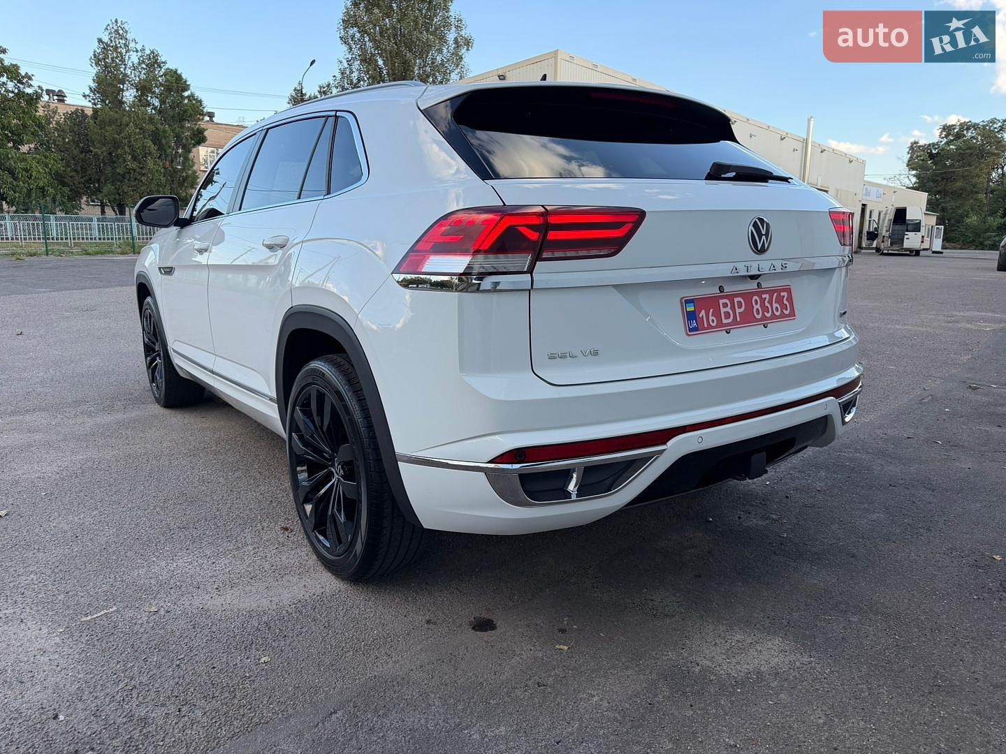 Volkswagen Atlas 2020 VIN 1V2RE2CAXLC208977 фото оголошення 8 з 36